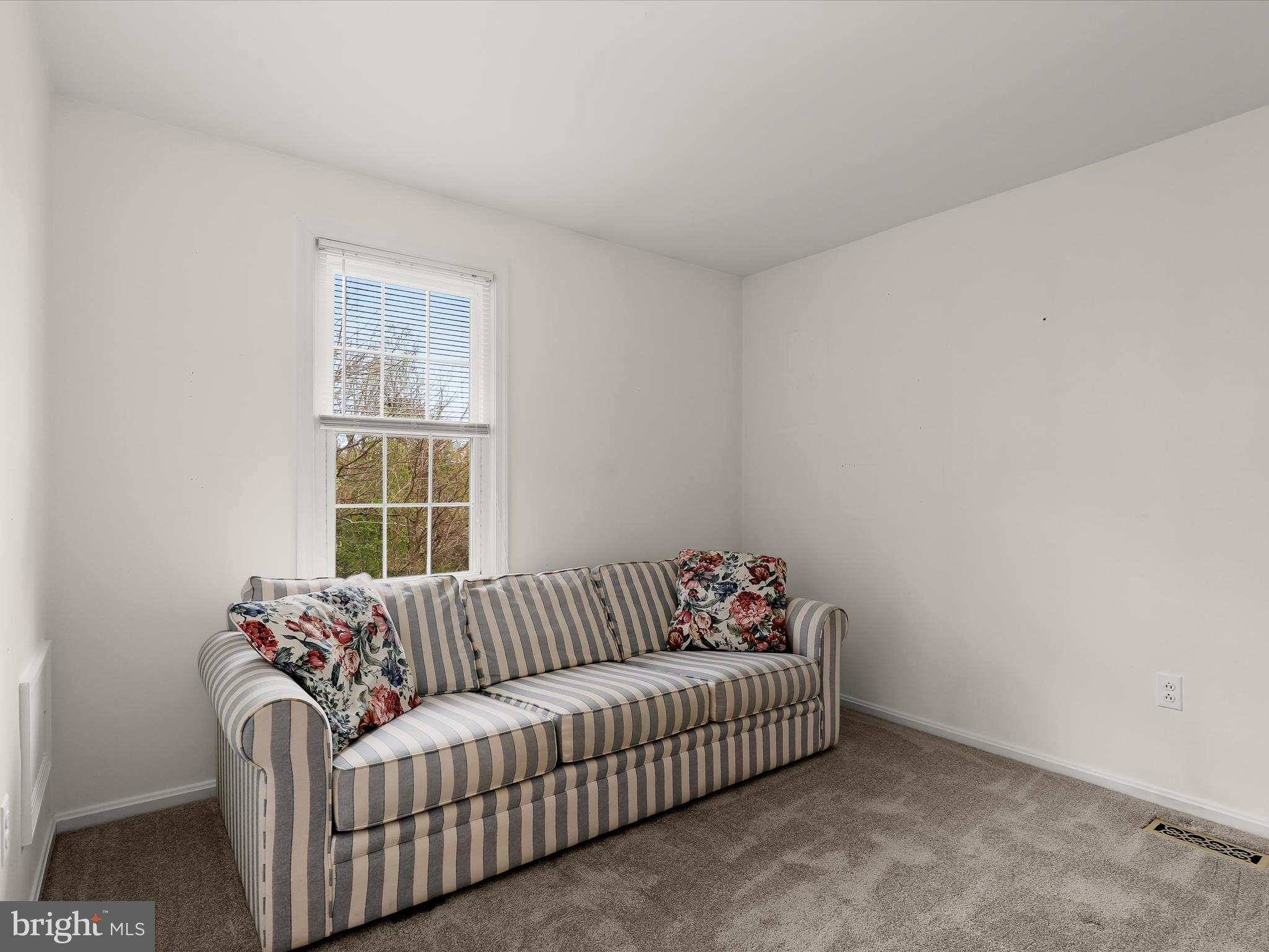 KINGS CONTRIVANCE - Residential