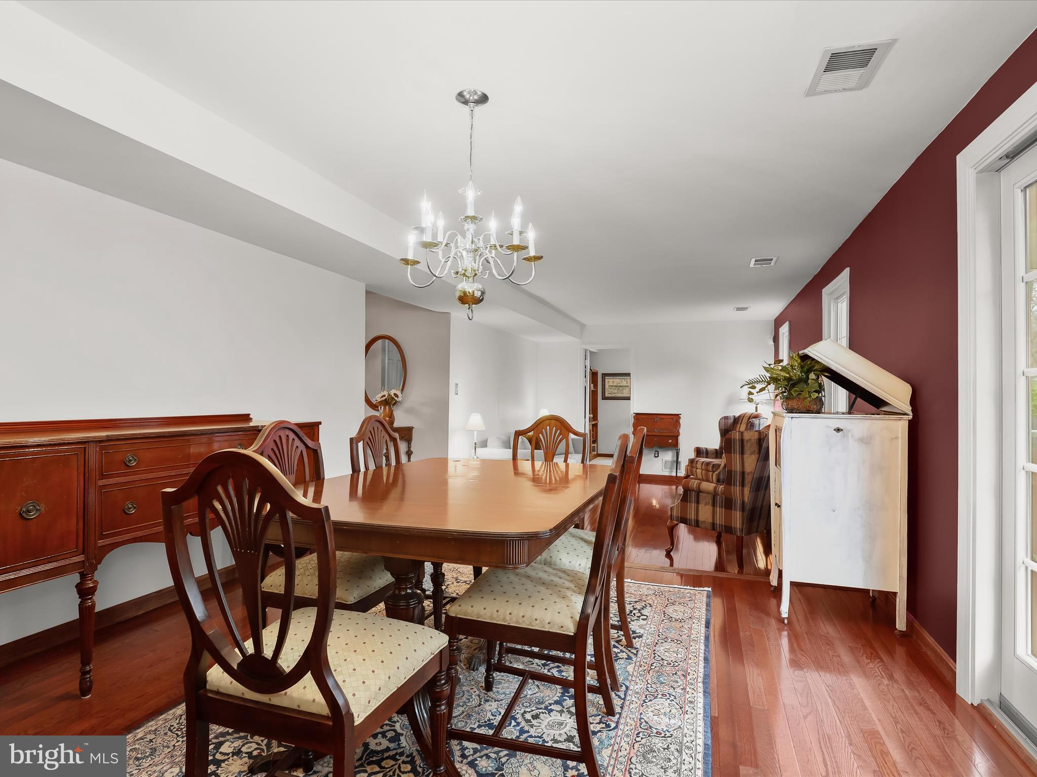 KINGS CONTRIVANCE - Residential