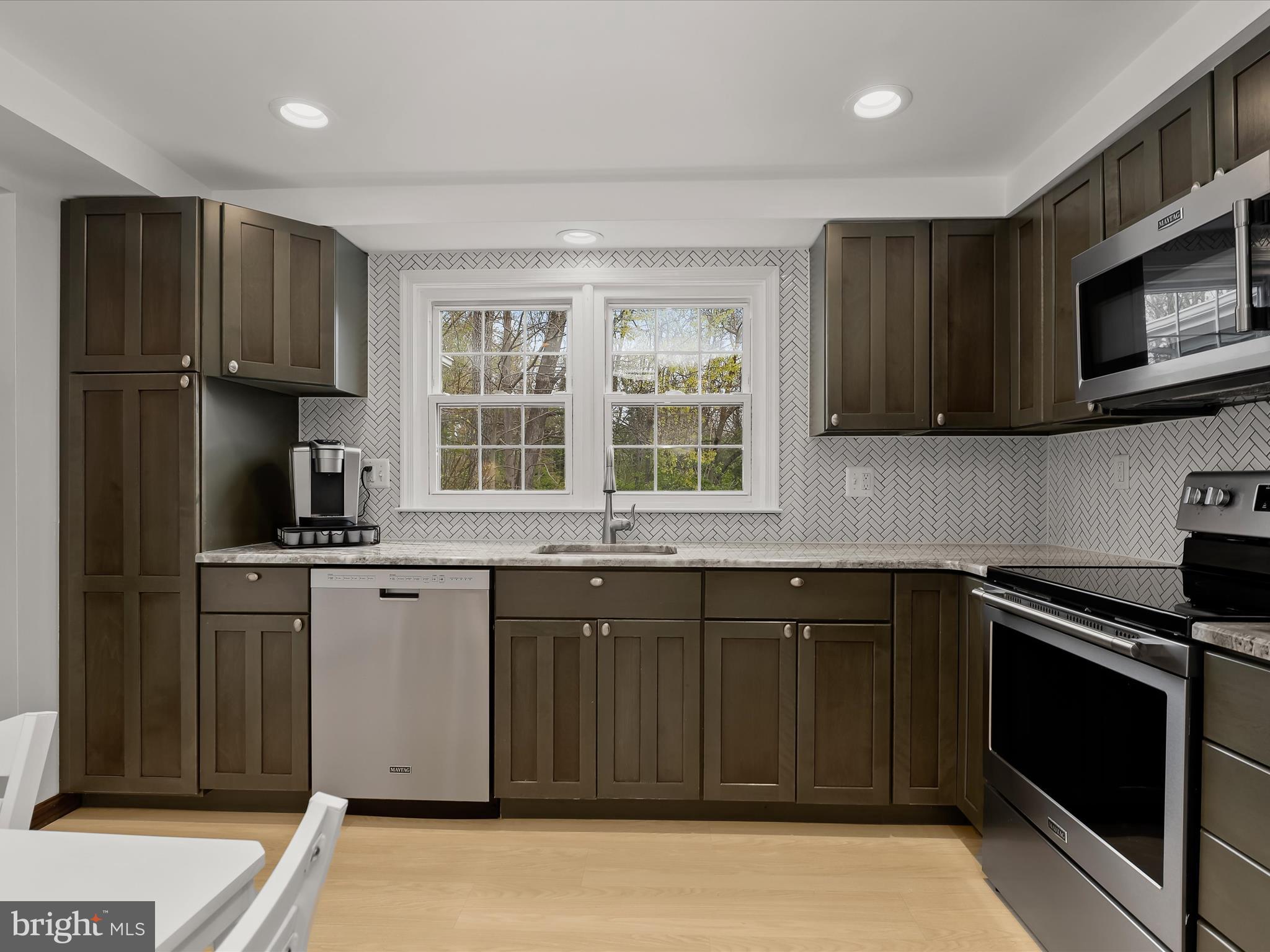 KINGS CONTRIVANCE - Residential