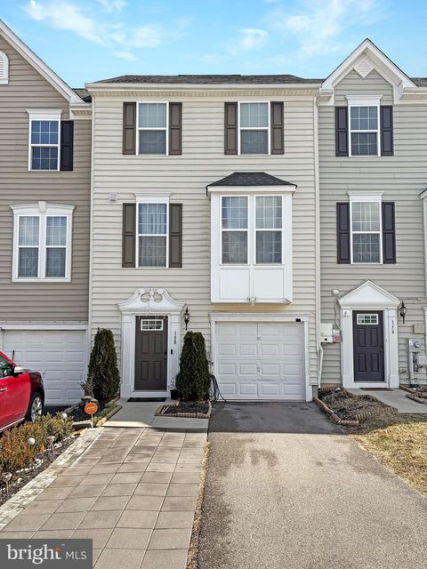 158 NORWOOD DRIVE FALLING WATERS WV 25419