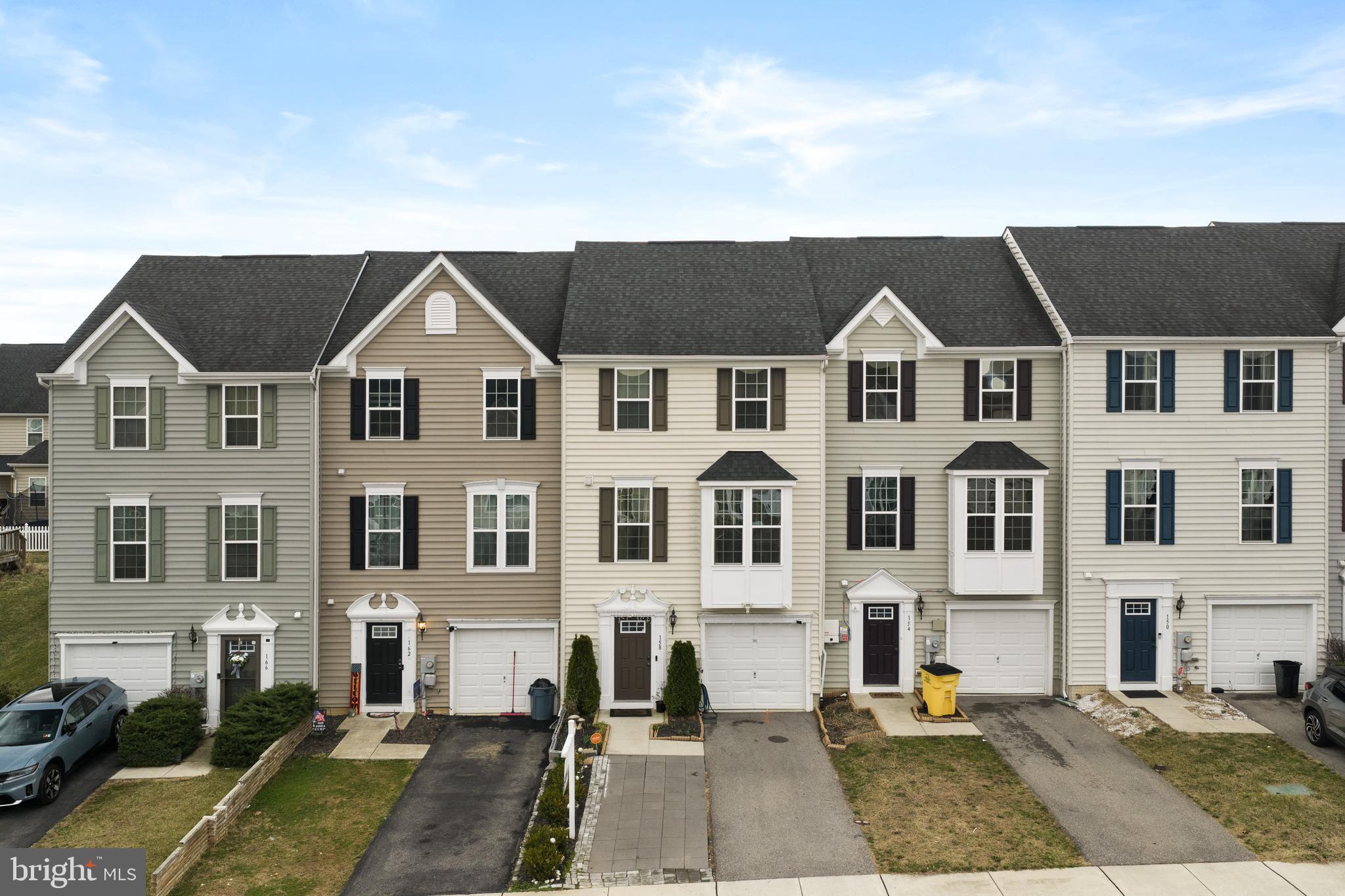 POTOMAC STATION - Residential