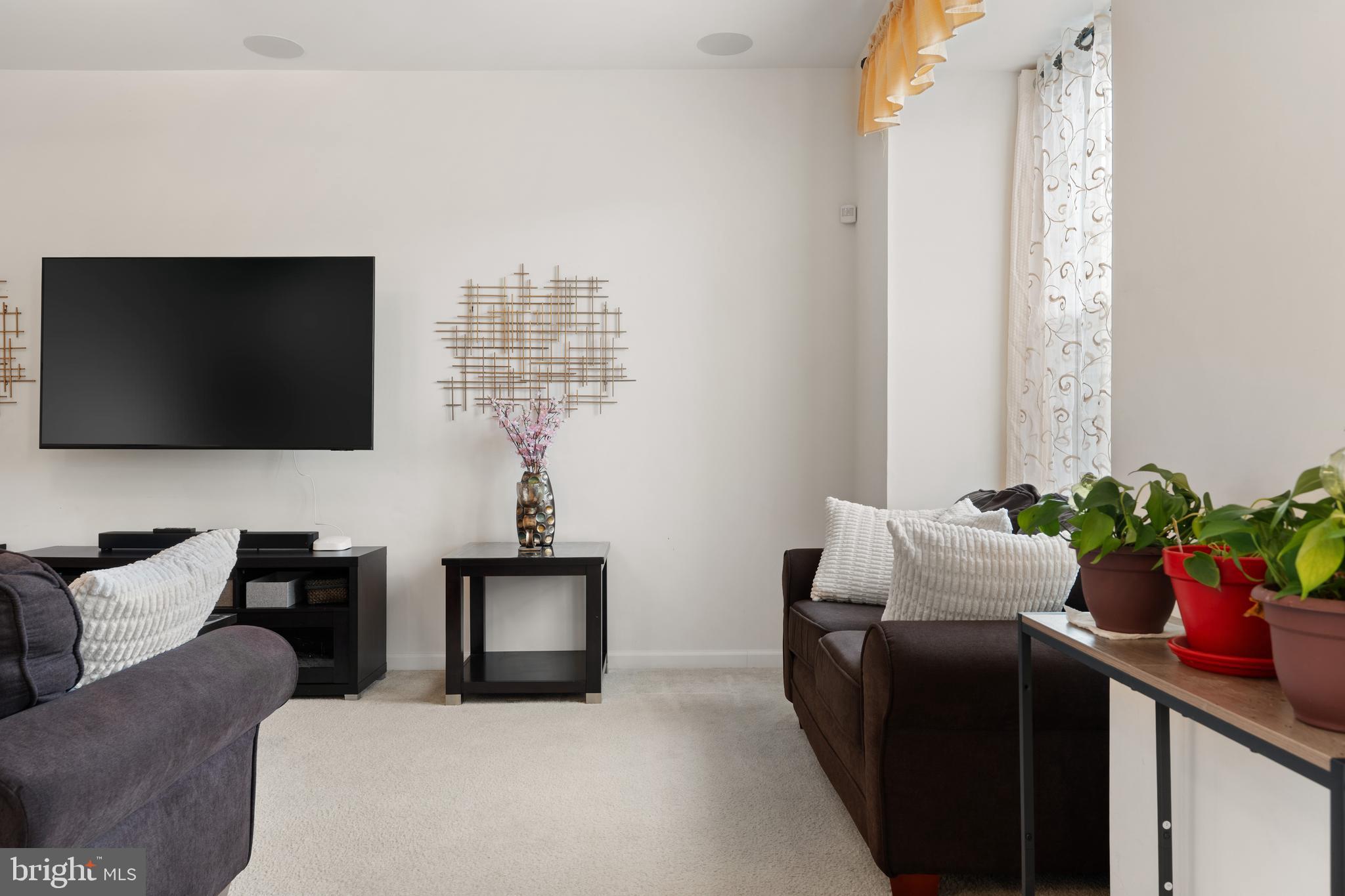 POTOMAC STATION - Residential