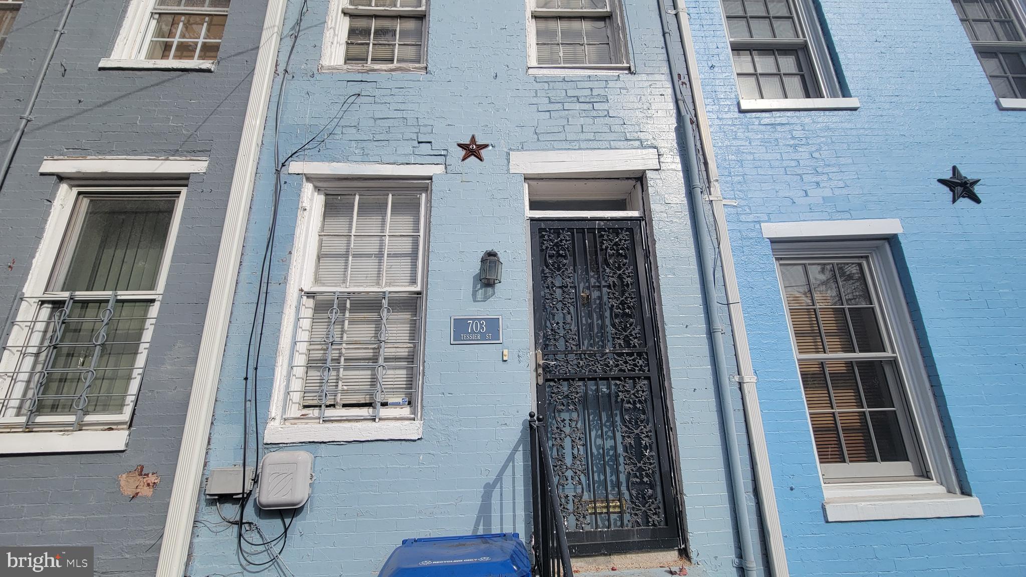 SETON HILL - Residential