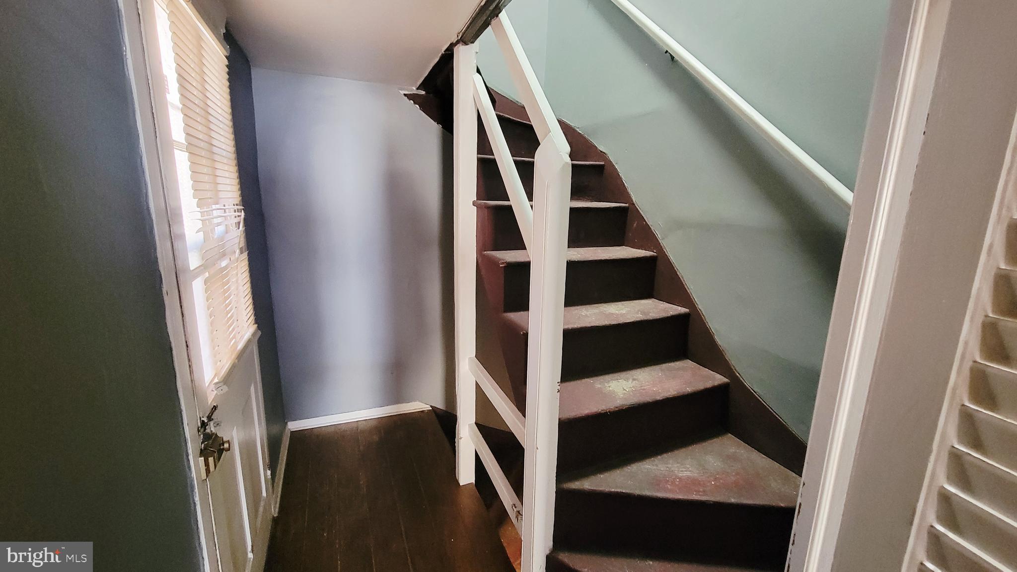 SETON HILL - Residential