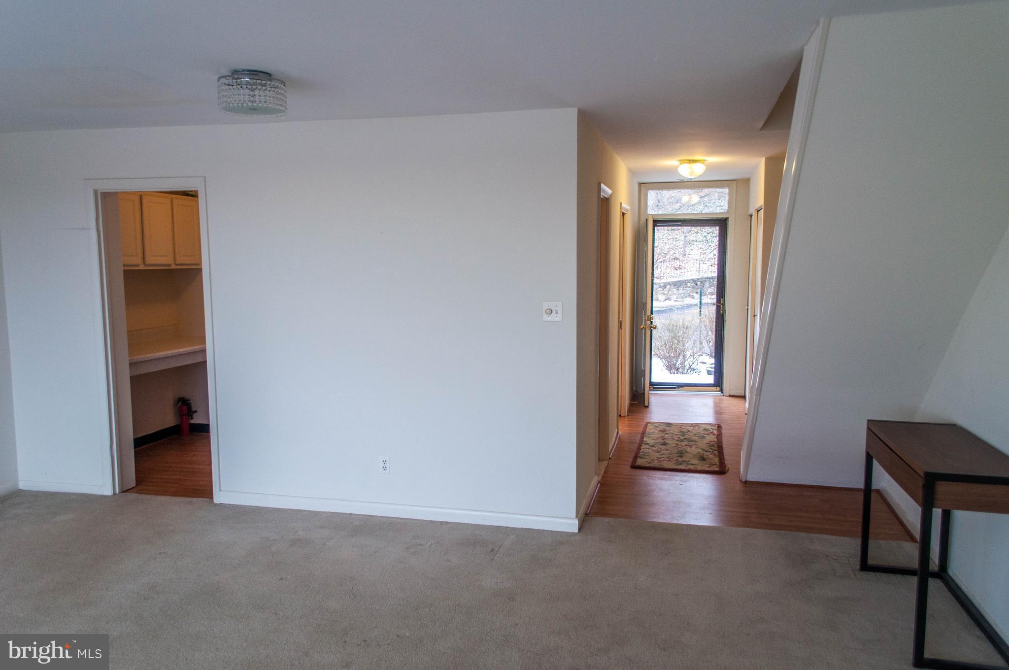 CONCORD MEWS - Residential Lease