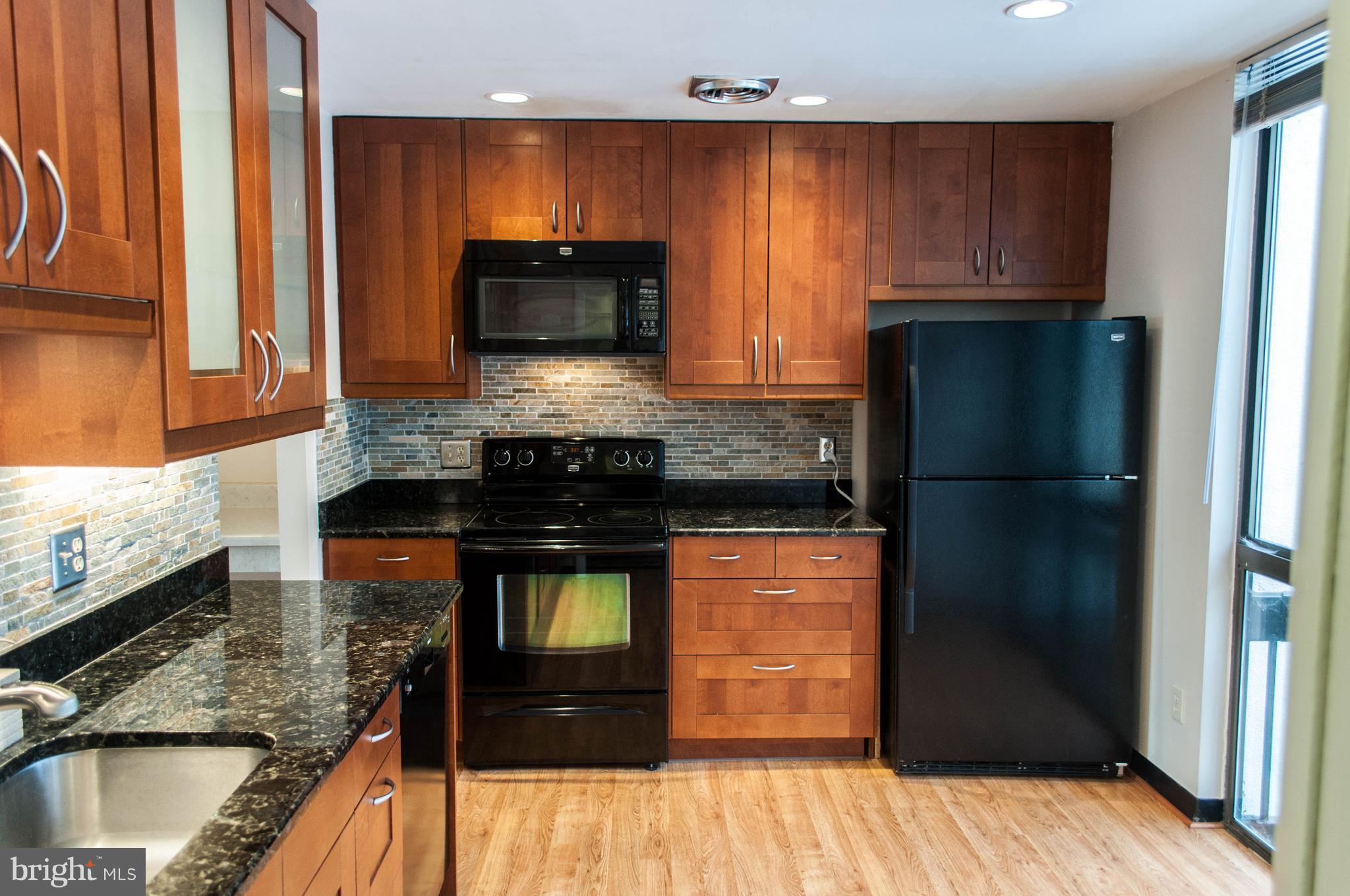 CONCORD MEWS - Residential Lease