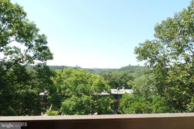 CONCORD MEWS - Residential Lease