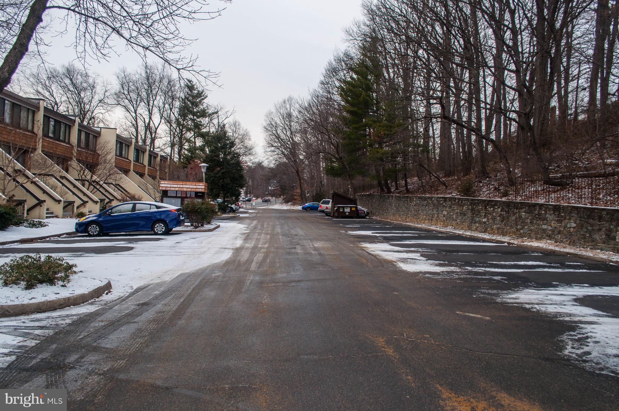 CONCORD MEWS - Residential Lease