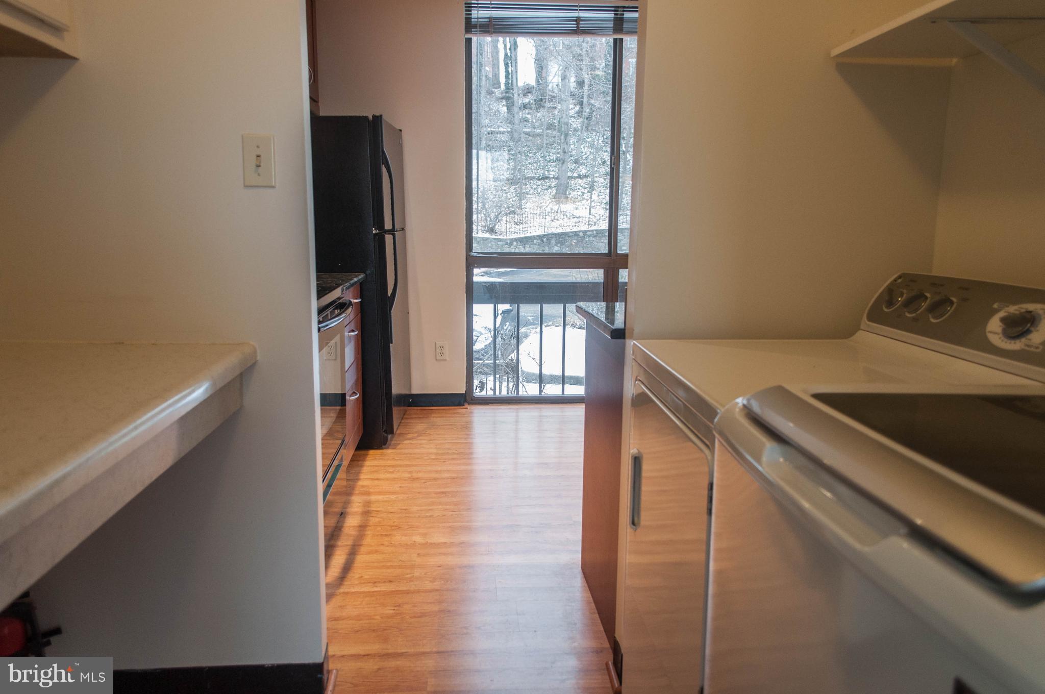 CONCORD MEWS - Residential Lease