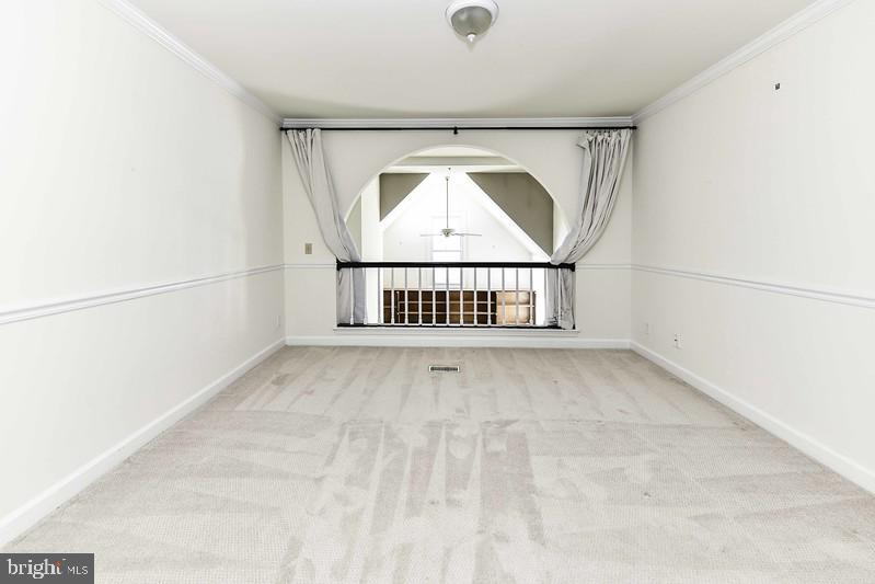 TORPEDO FACTORY - Residential Lease