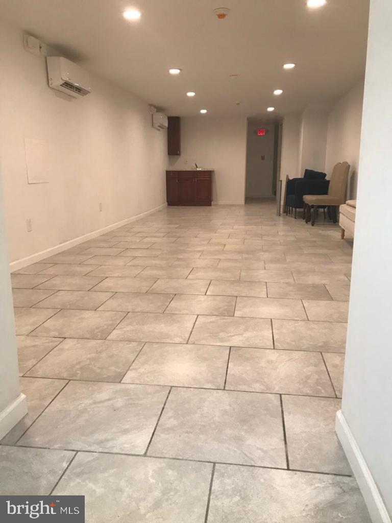5923 N BROAD STREET LOWER LEVEL