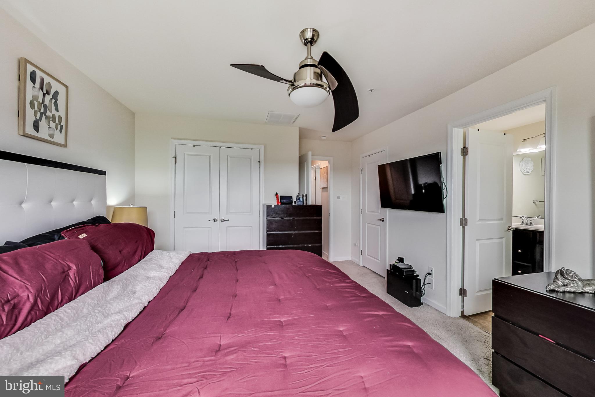 FIELDSIDE AT ST CHARLES - Residential