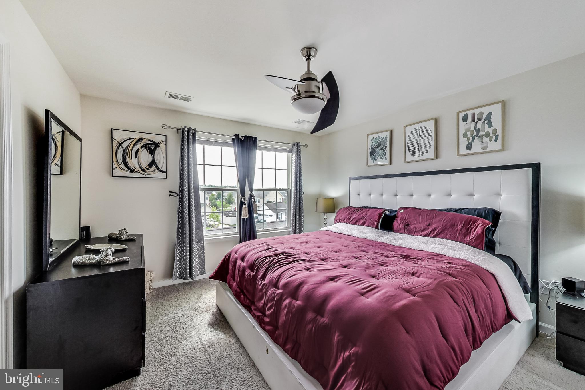 FIELDSIDE AT ST CHARLES - Residential