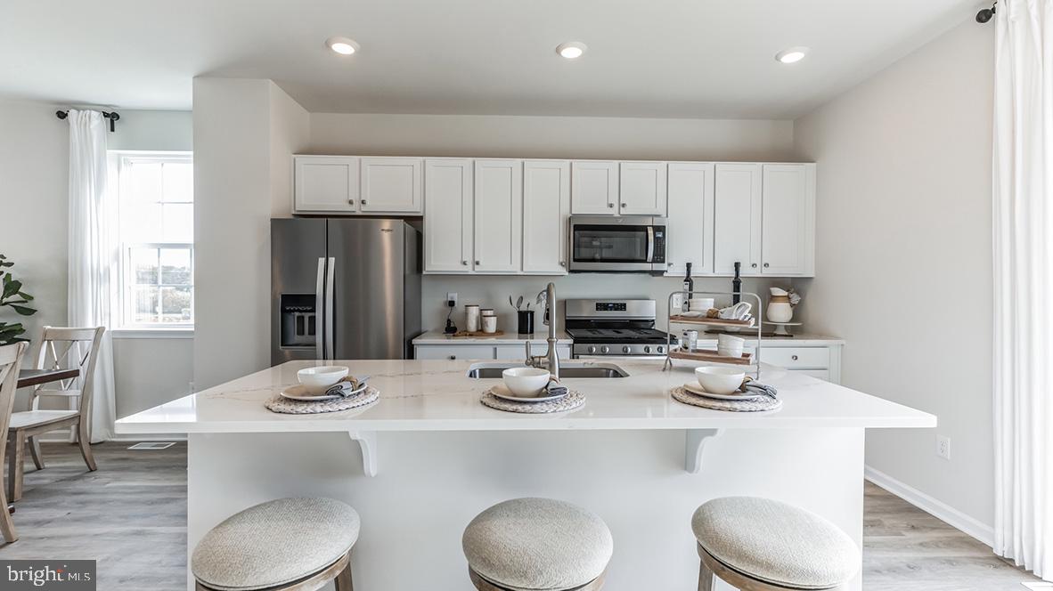 5 BAYBREEZE DRIVE