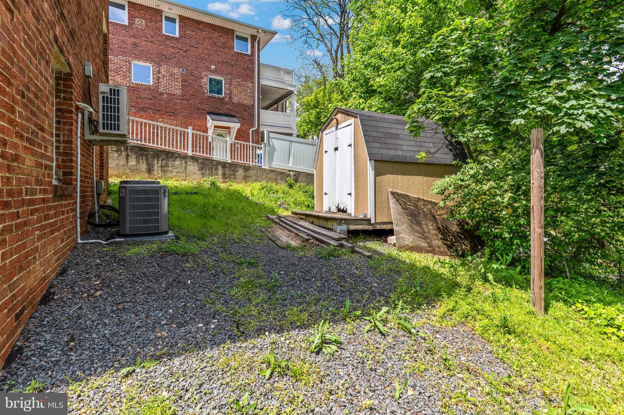 CHERRYDALE - Residential Lease