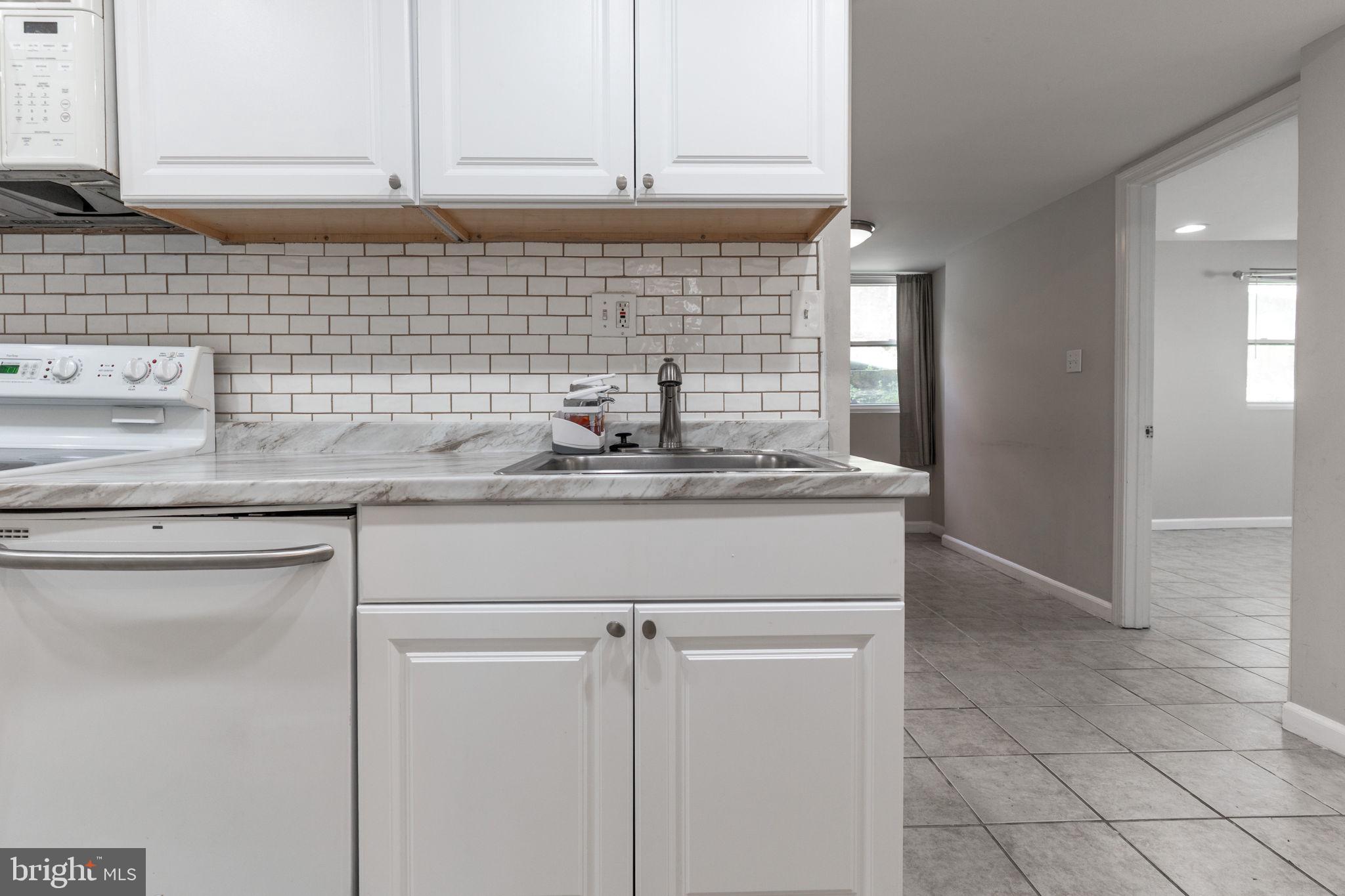 CHERRYDALE - Residential Lease