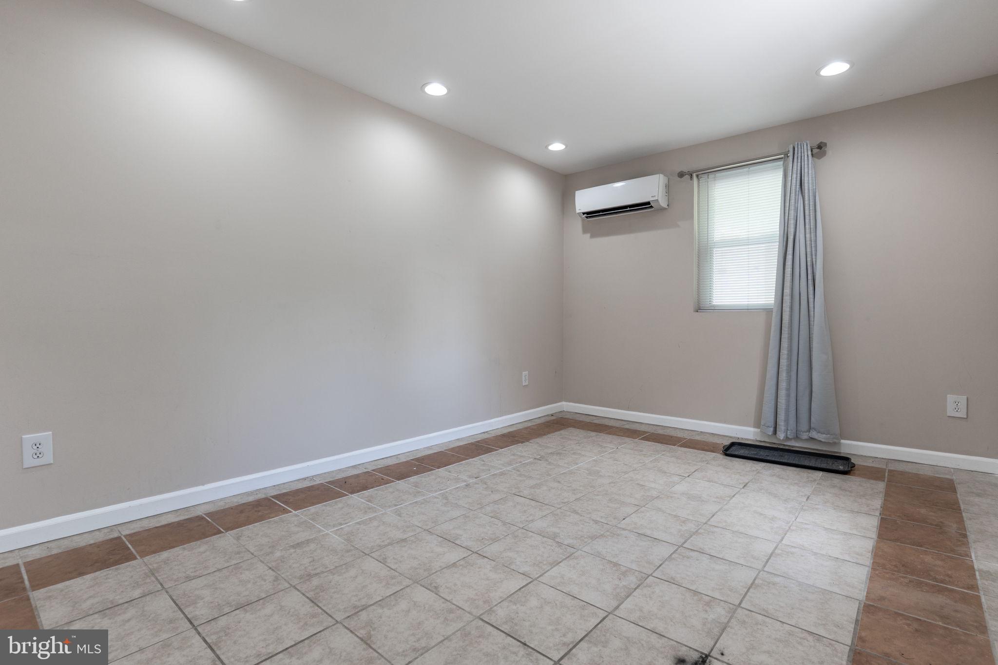 CHERRYDALE - Residential Lease