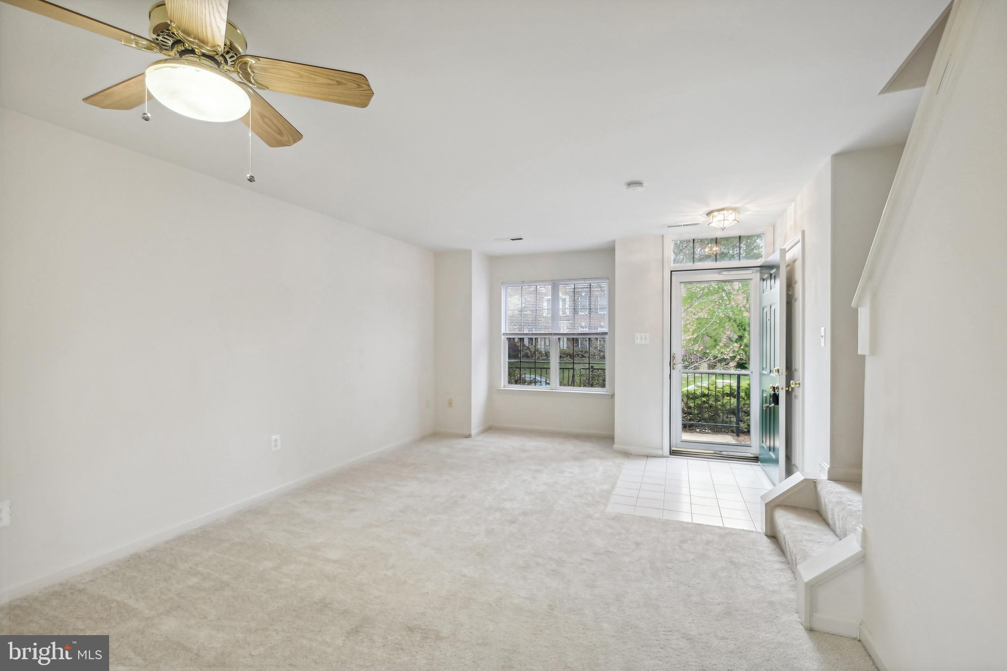 RIVER CREST - Residential Lease