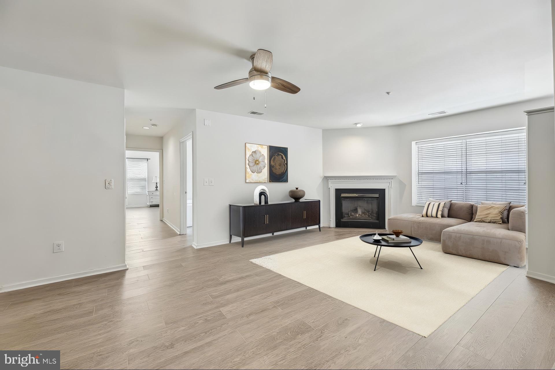 405 PLUMBRIDGE COURT 204