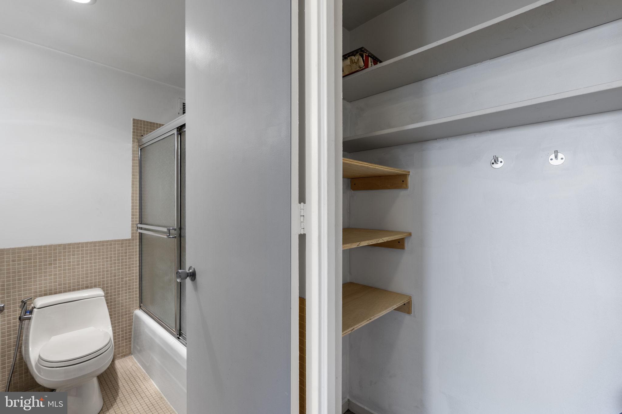 CHARLES VILLAGE - Residential