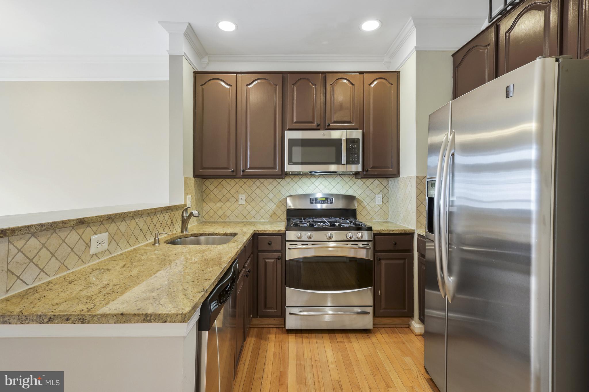 CAMERON STATION - Residential Lease