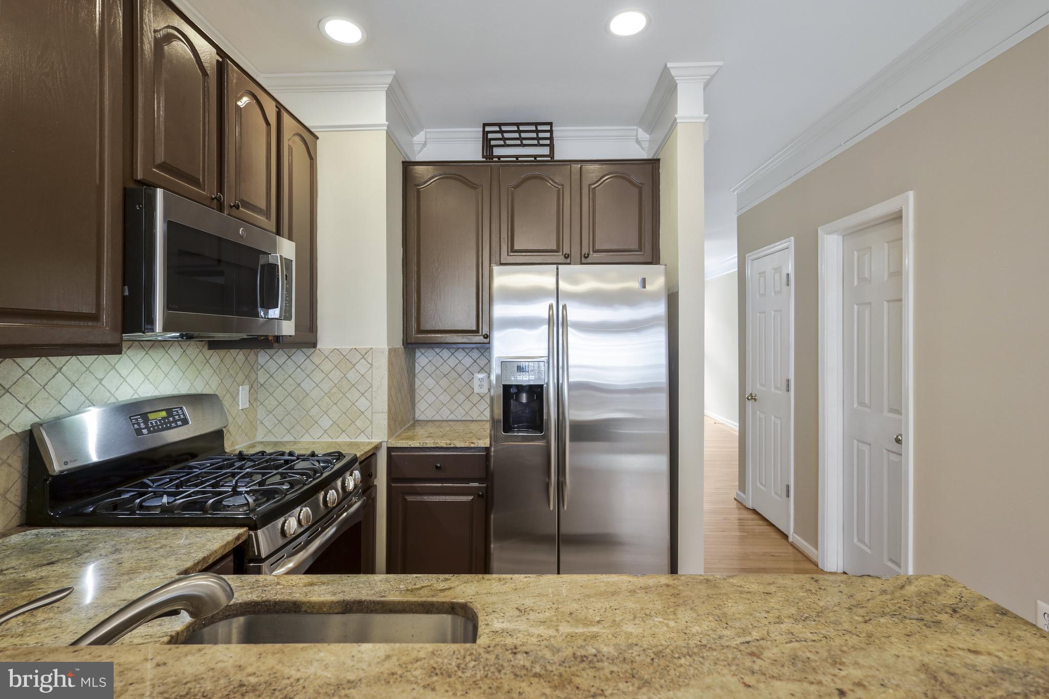 CAMERON STATION - Residential Lease