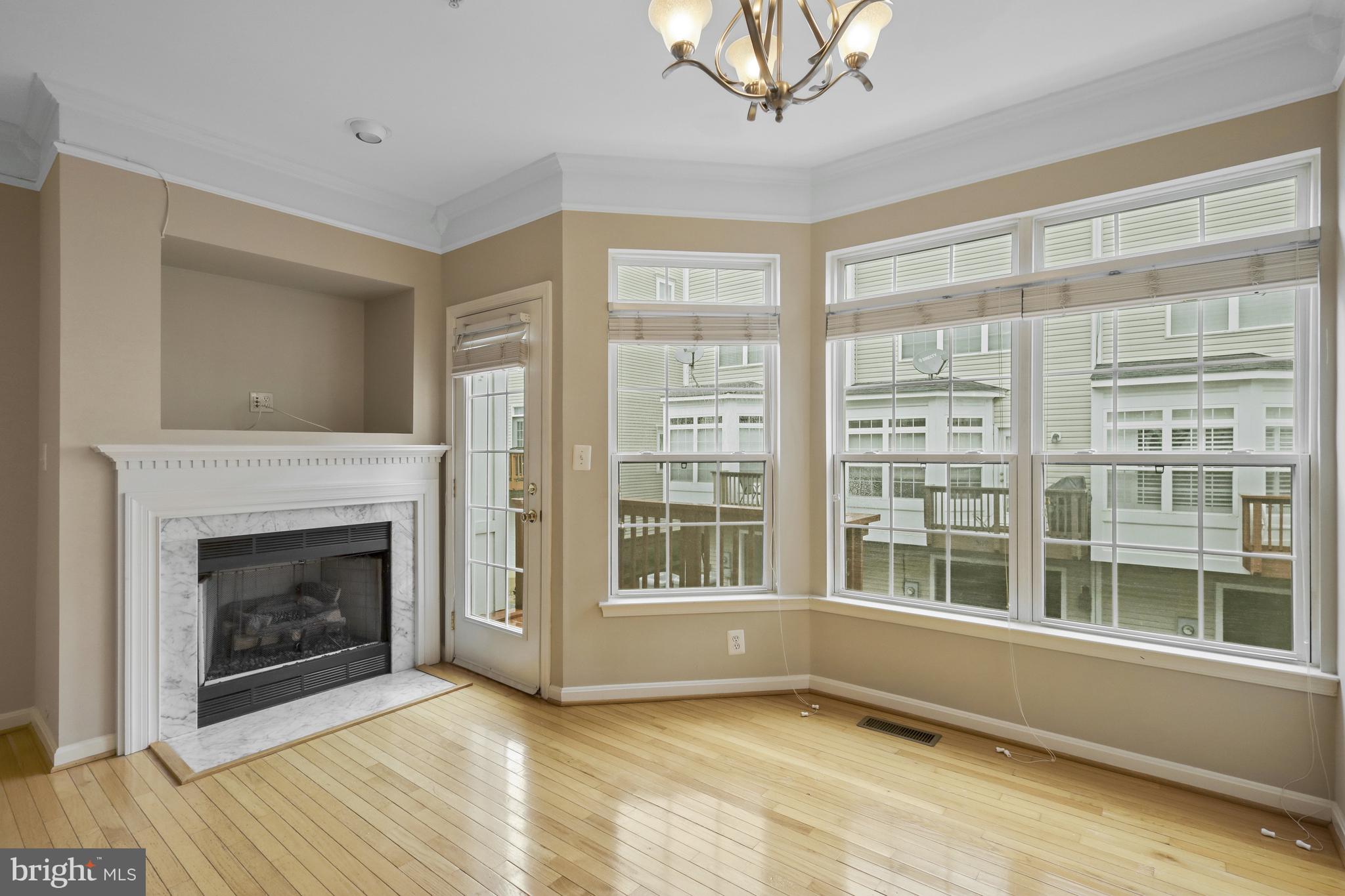 CAMERON STATION - Residential Lease