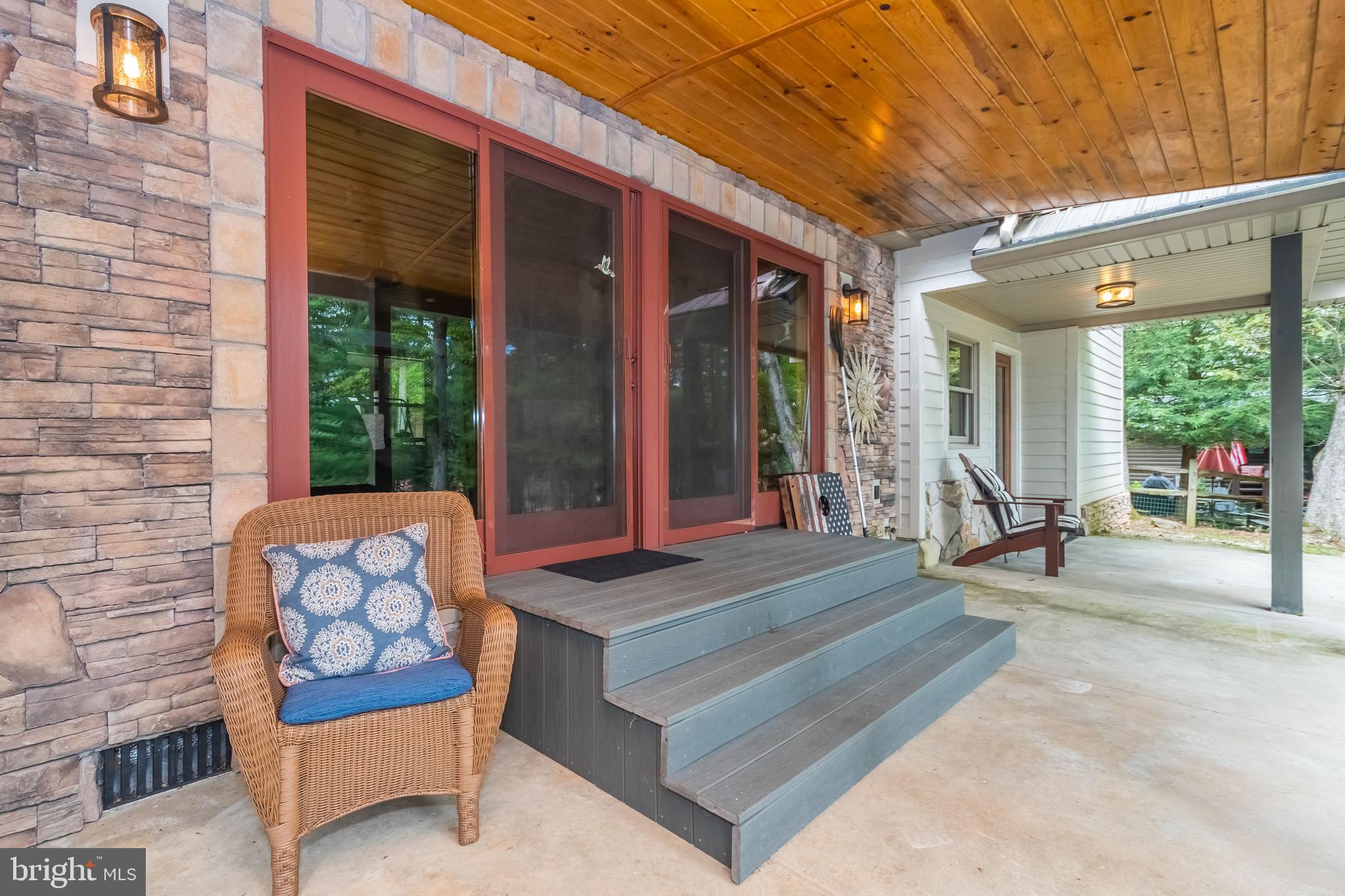 WHITE OAK - Residential