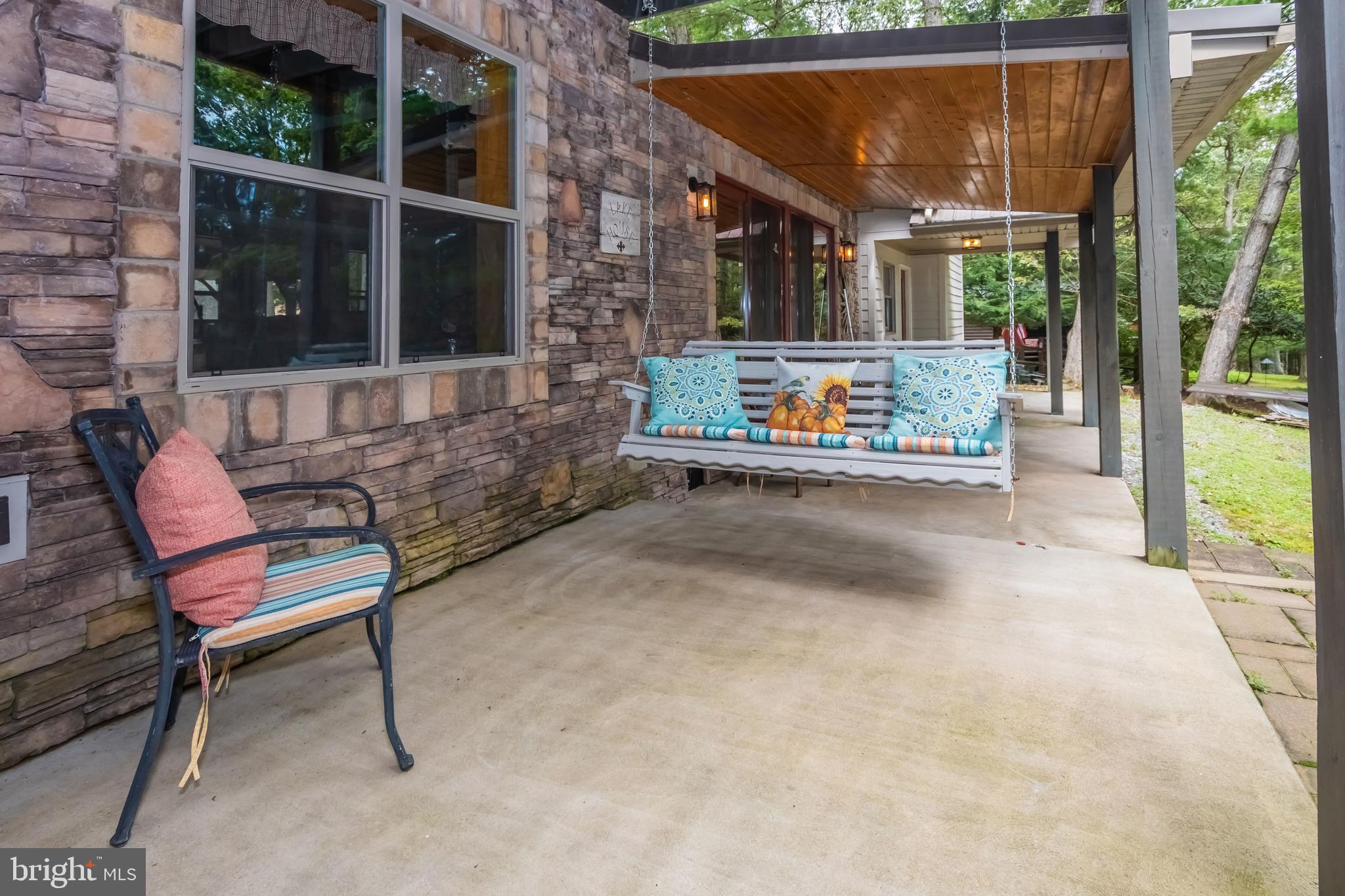 WHITE OAK - Residential