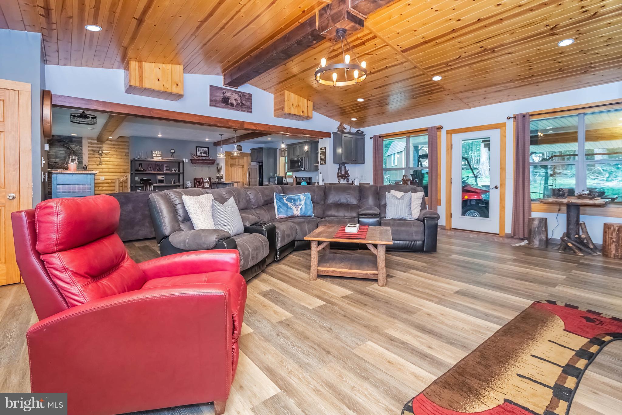 WHITE OAK - Residential