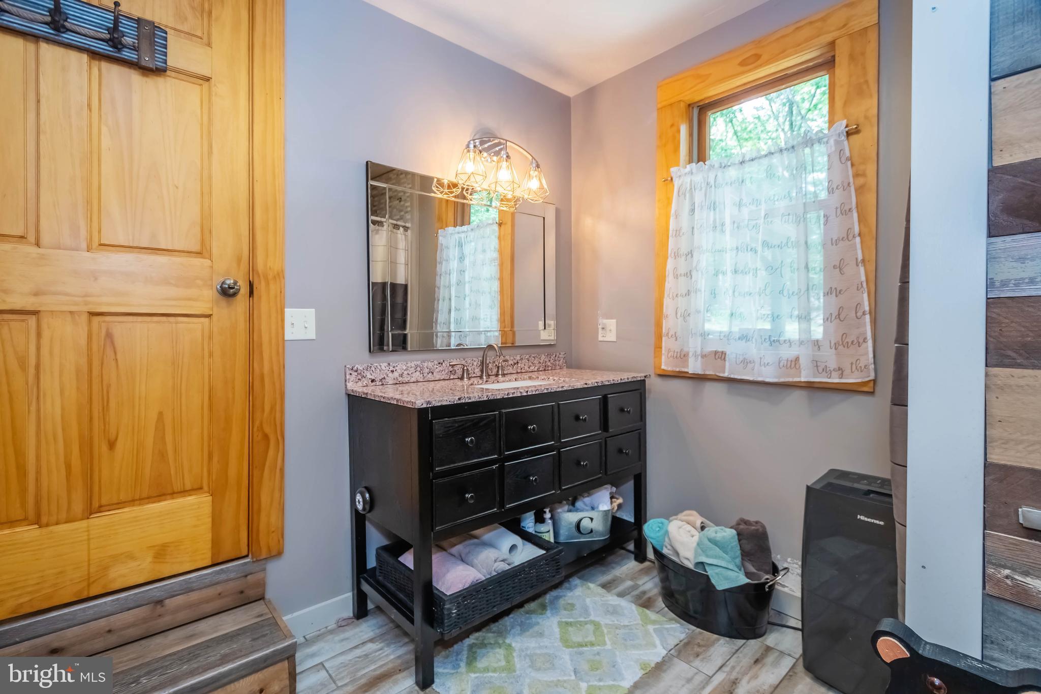 WHITE OAK - Residential