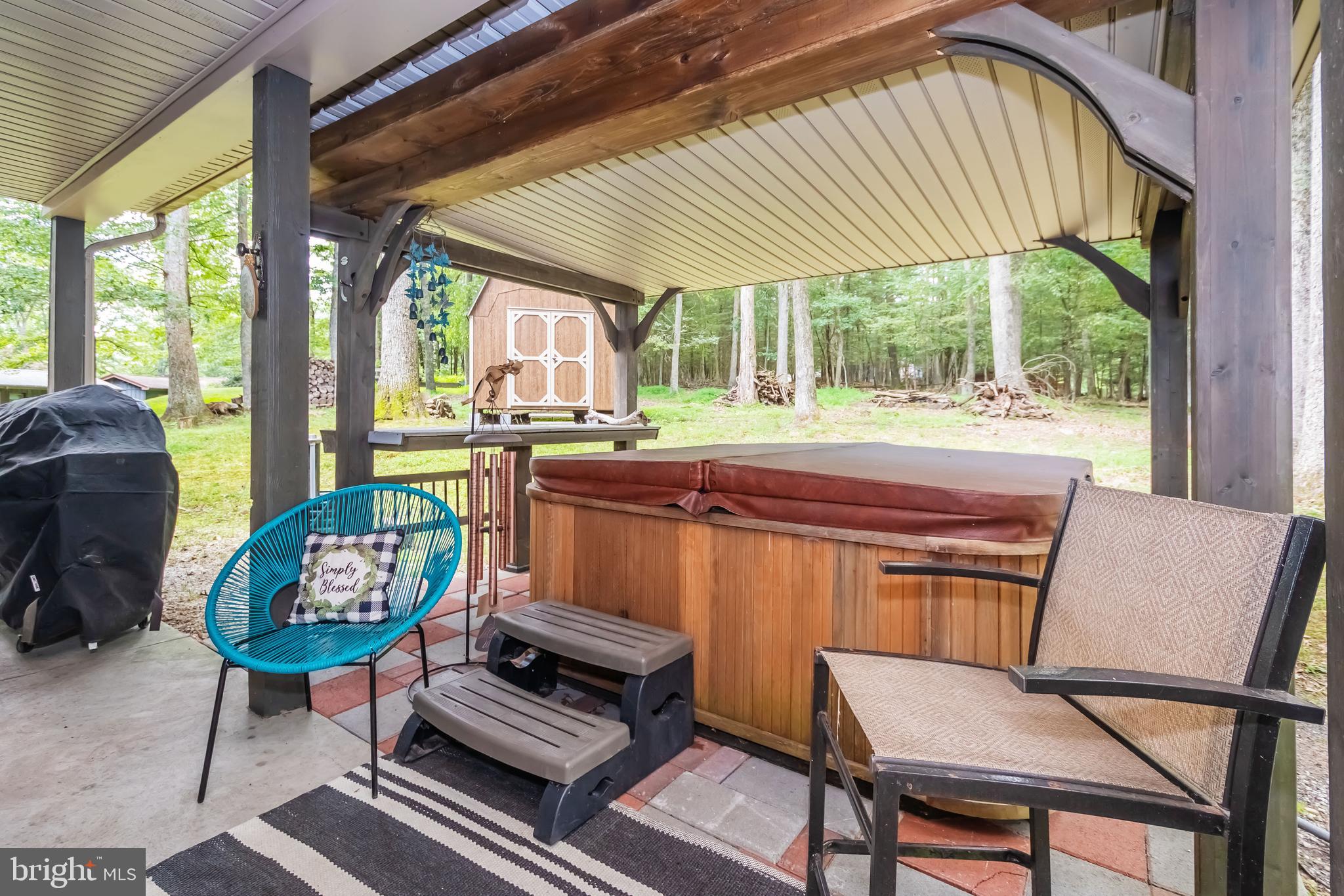 WHITE OAK - Residential