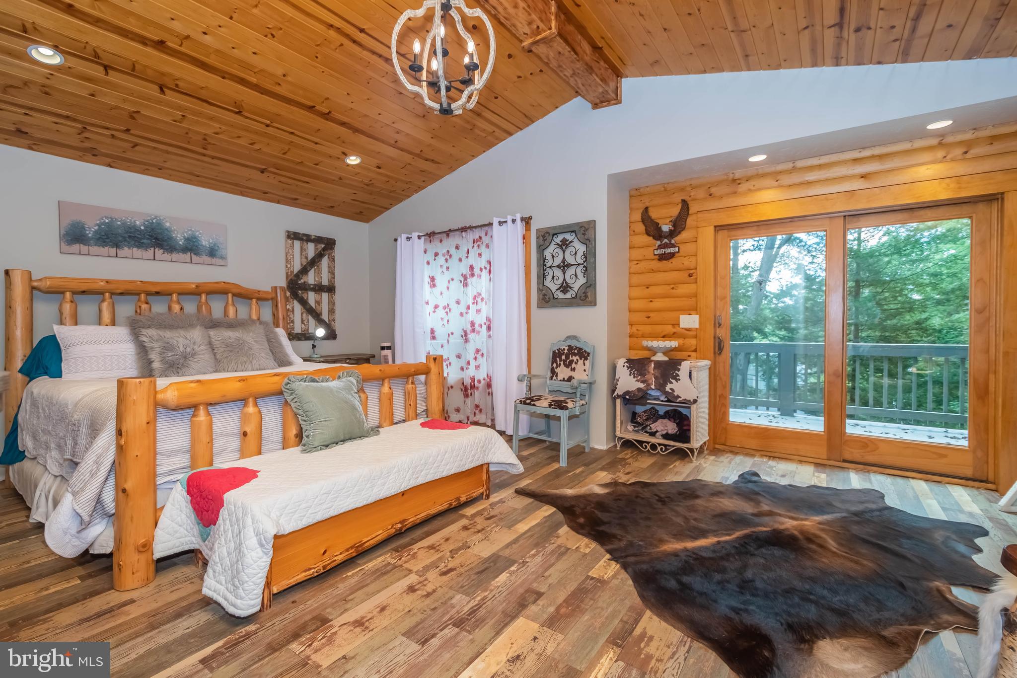 WHITE OAK - Residential