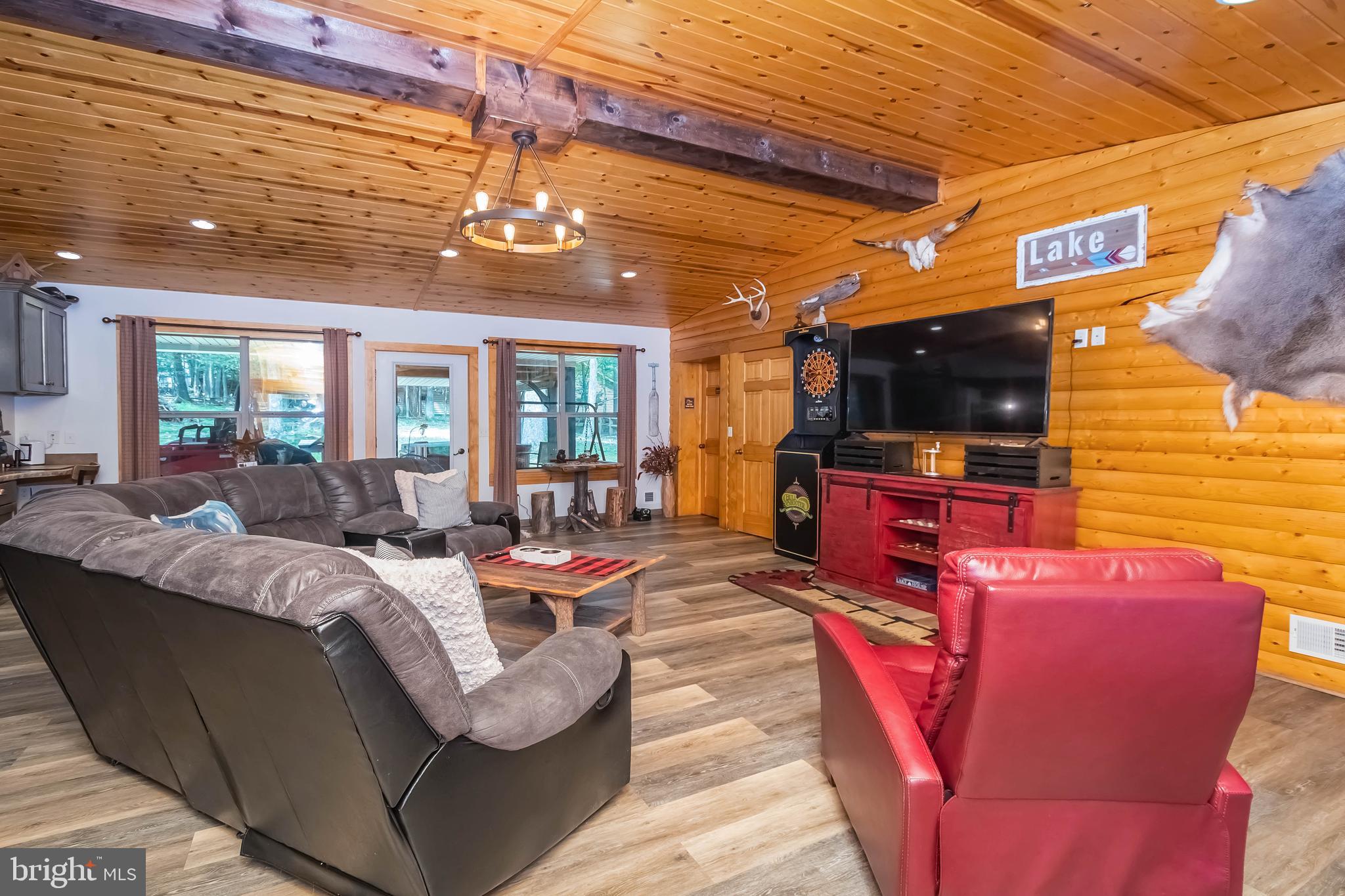 WHITE OAK - Residential