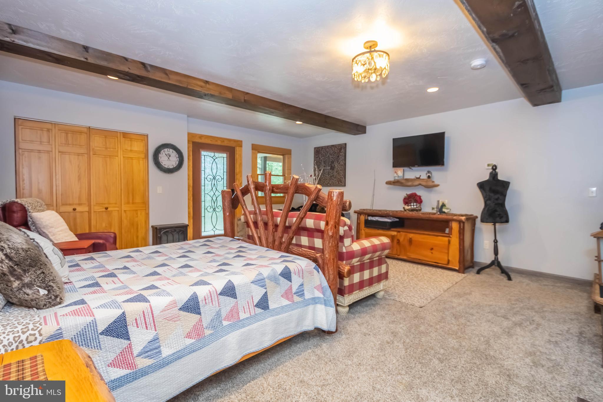 WHITE OAK - Residential