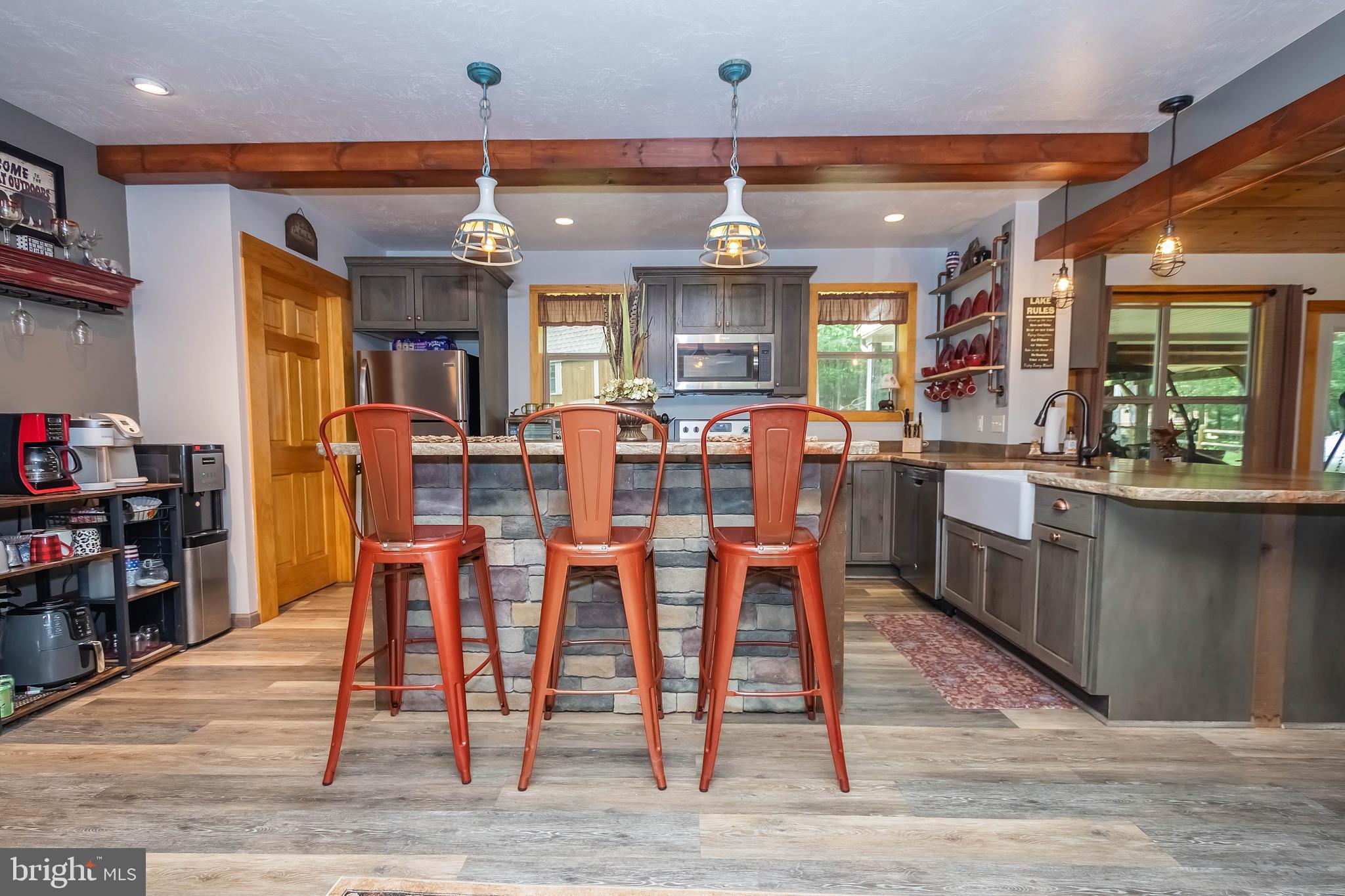 WHITE OAK - Residential