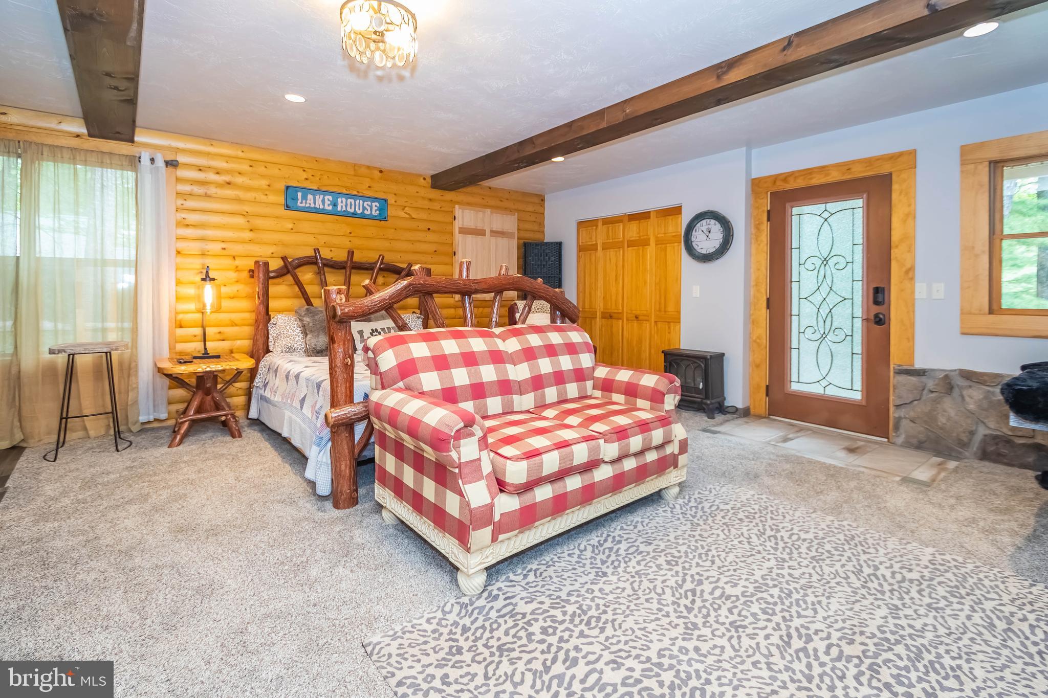 WHITE OAK - Residential