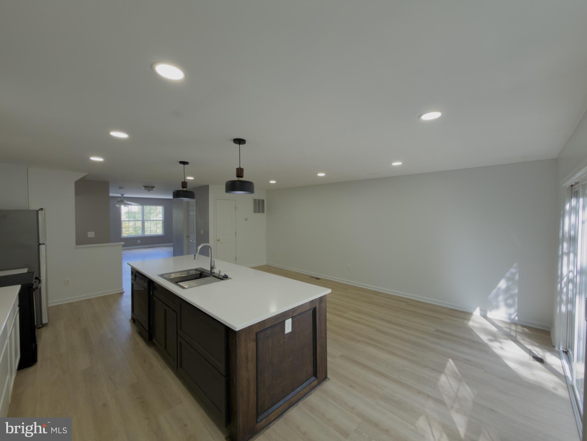 5248 MULBERRY RUN COURT