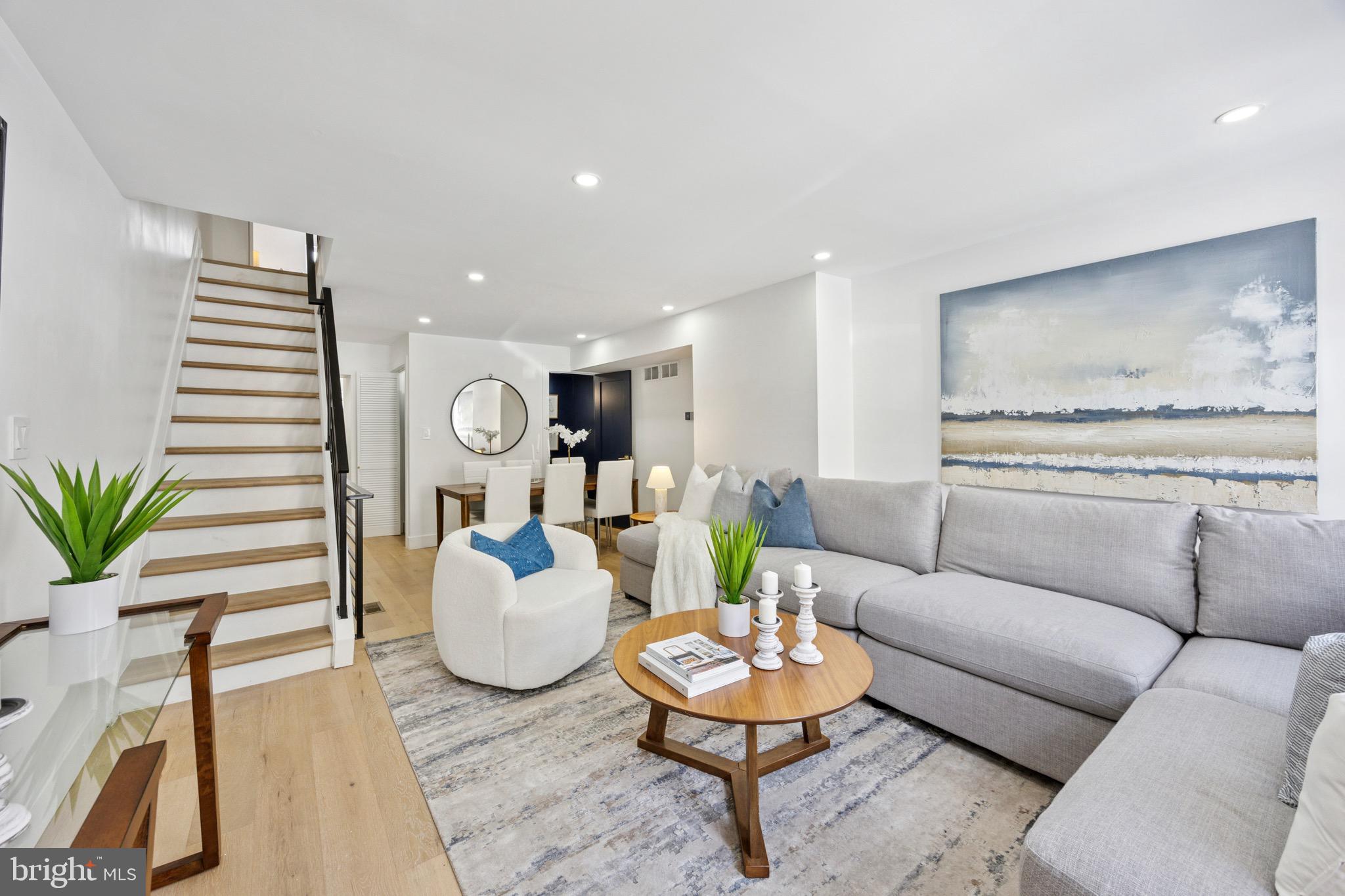 POINT BREEZE - Residential