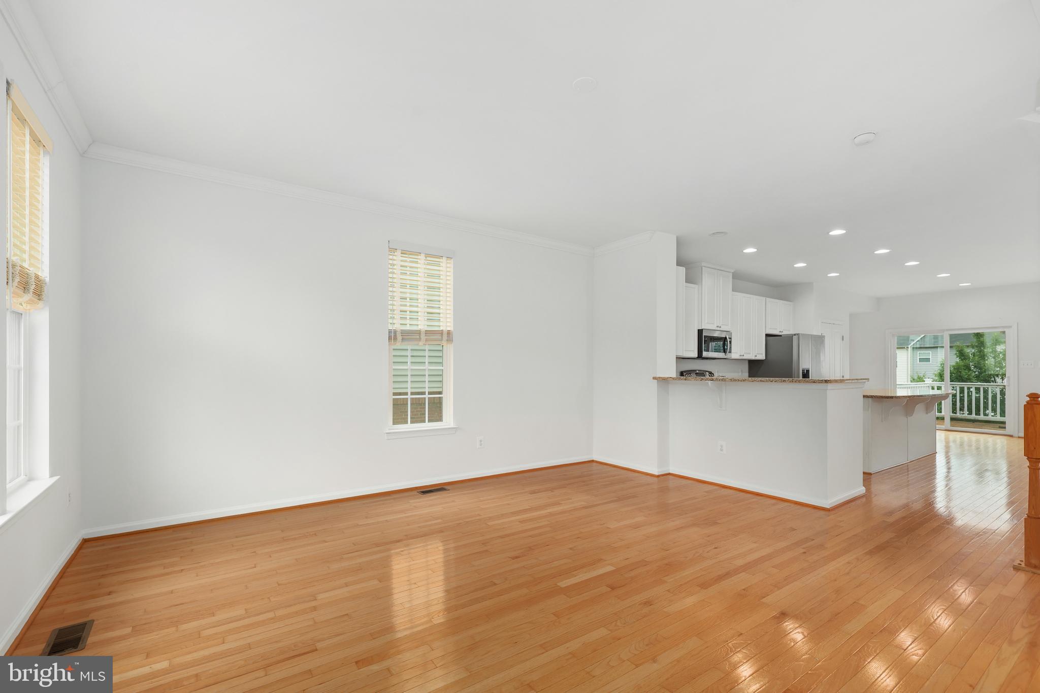 AUTUMN OAKS - Residential