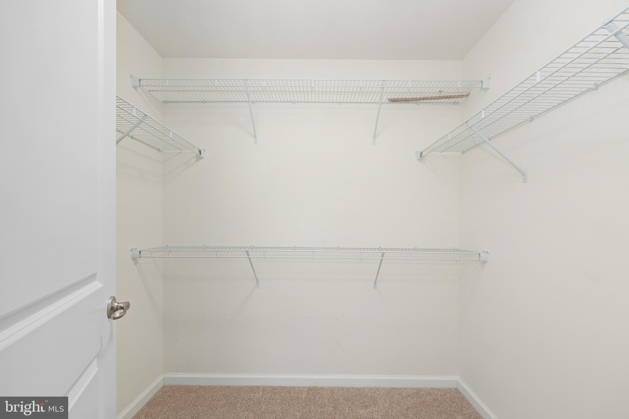 AUTUMN OAKS - Residential