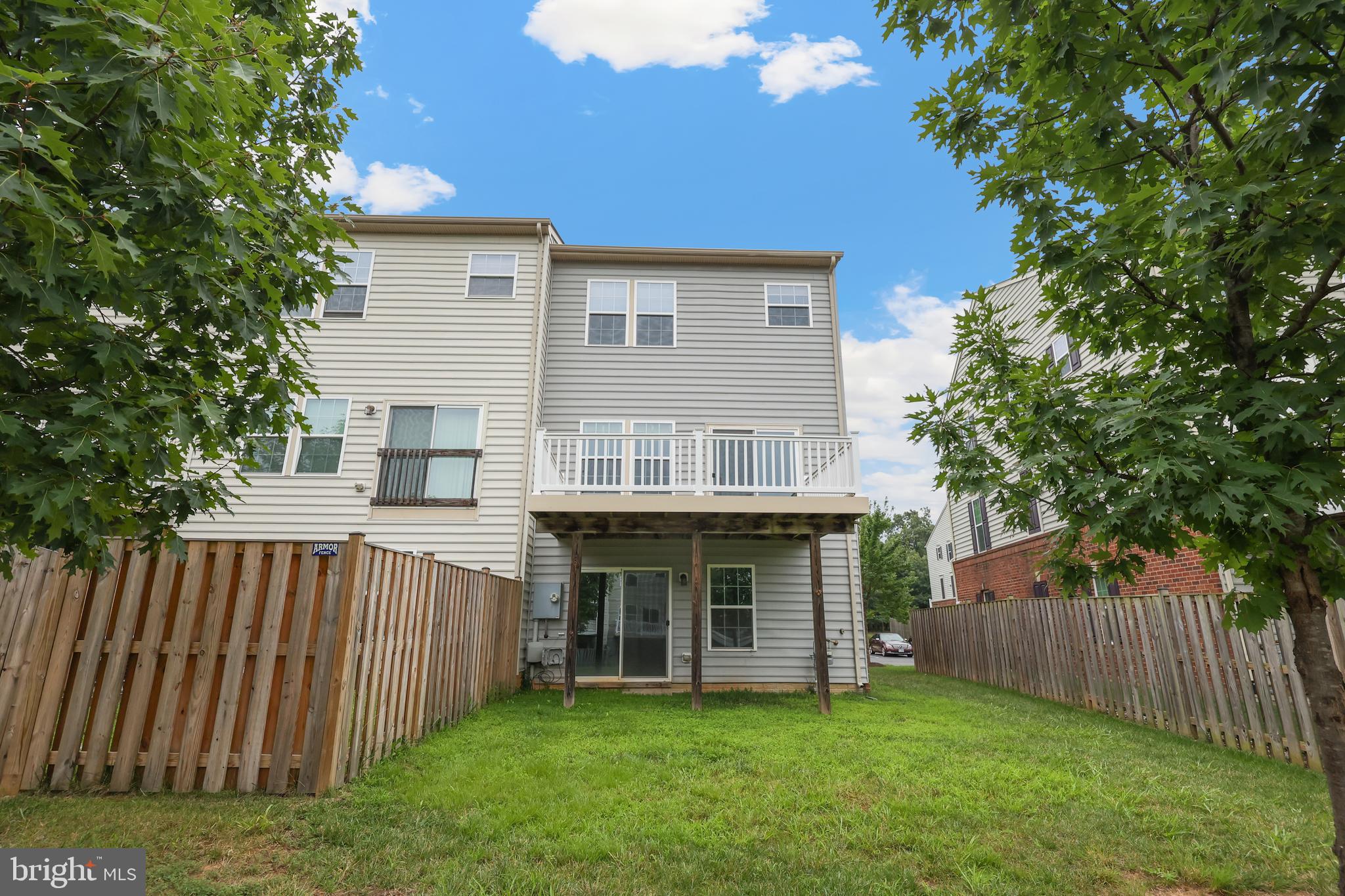 AUTUMN OAKS - Residential