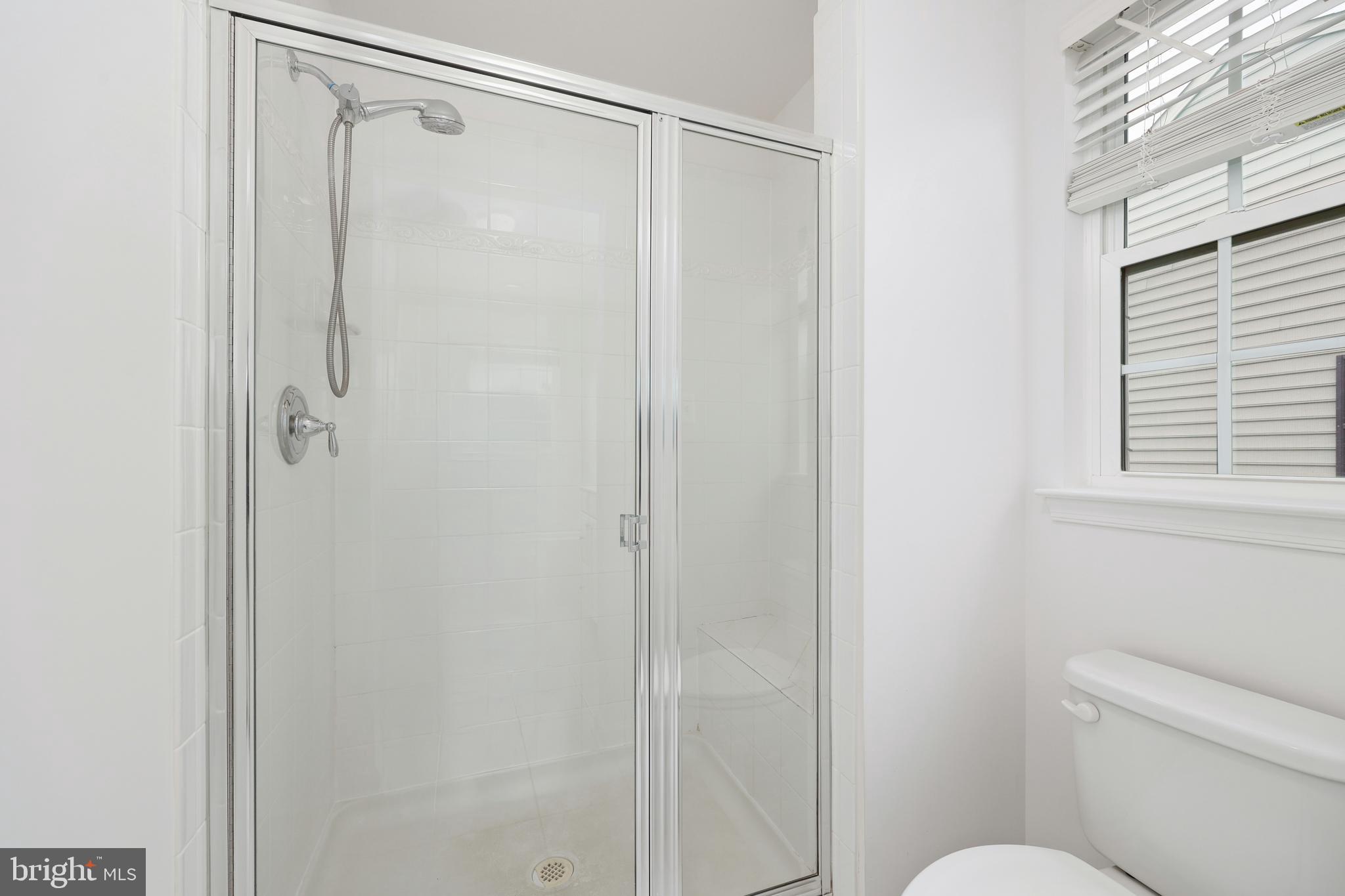 AUTUMN OAKS - Residential