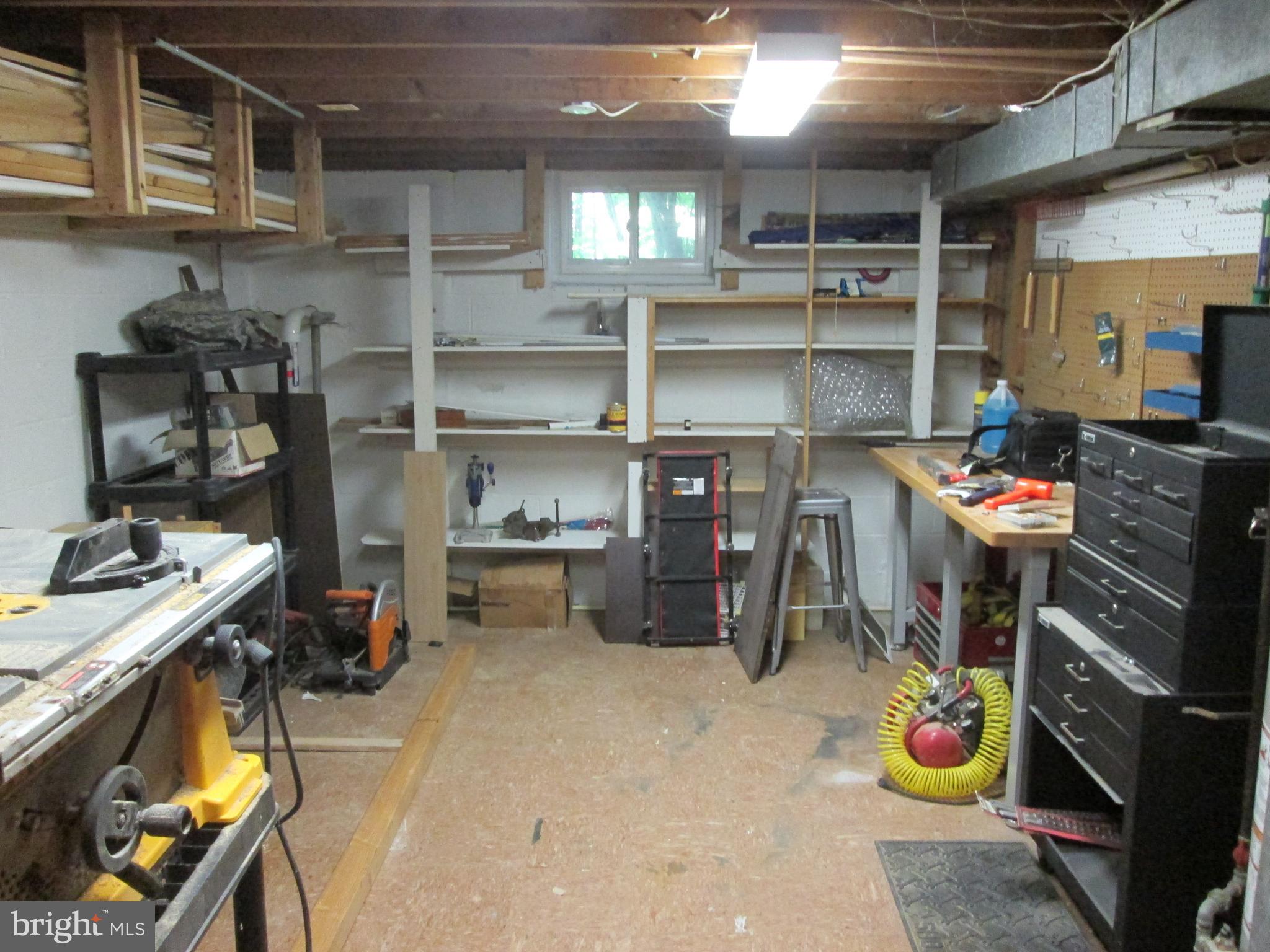 ALLVIEW ESTATES - Residential