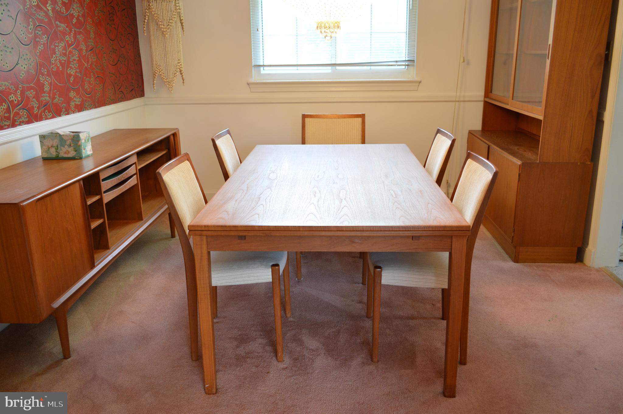 MEADOWOOD - Residential