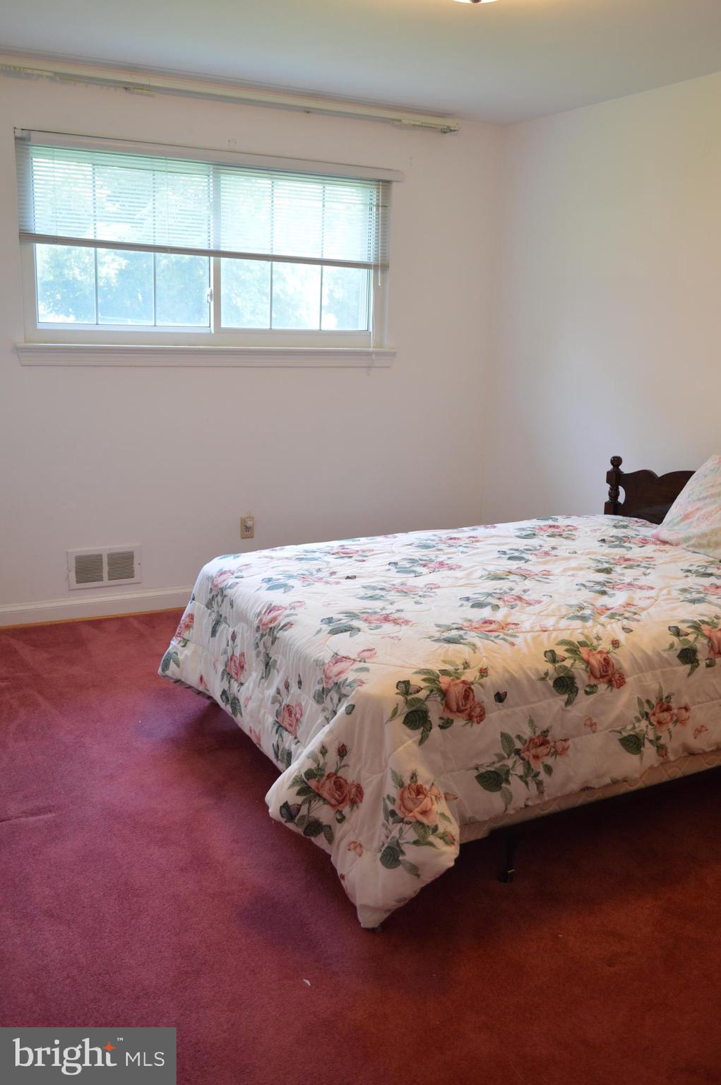 MEADOWOOD - Residential