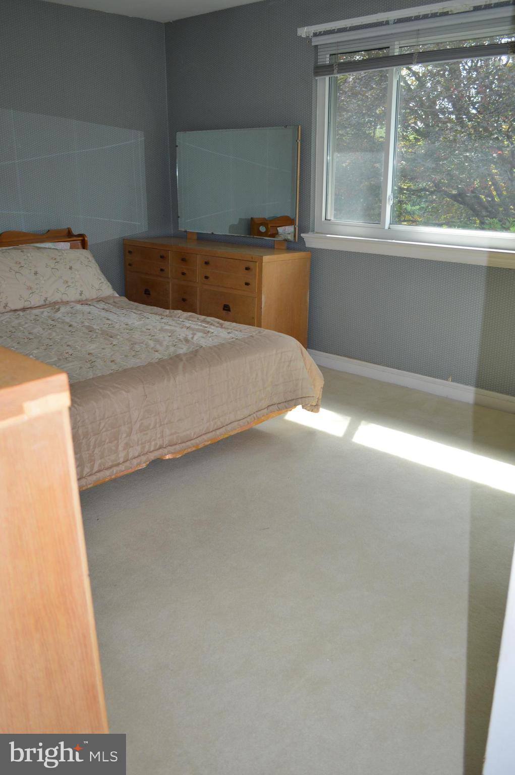 MEADOWOOD - Residential