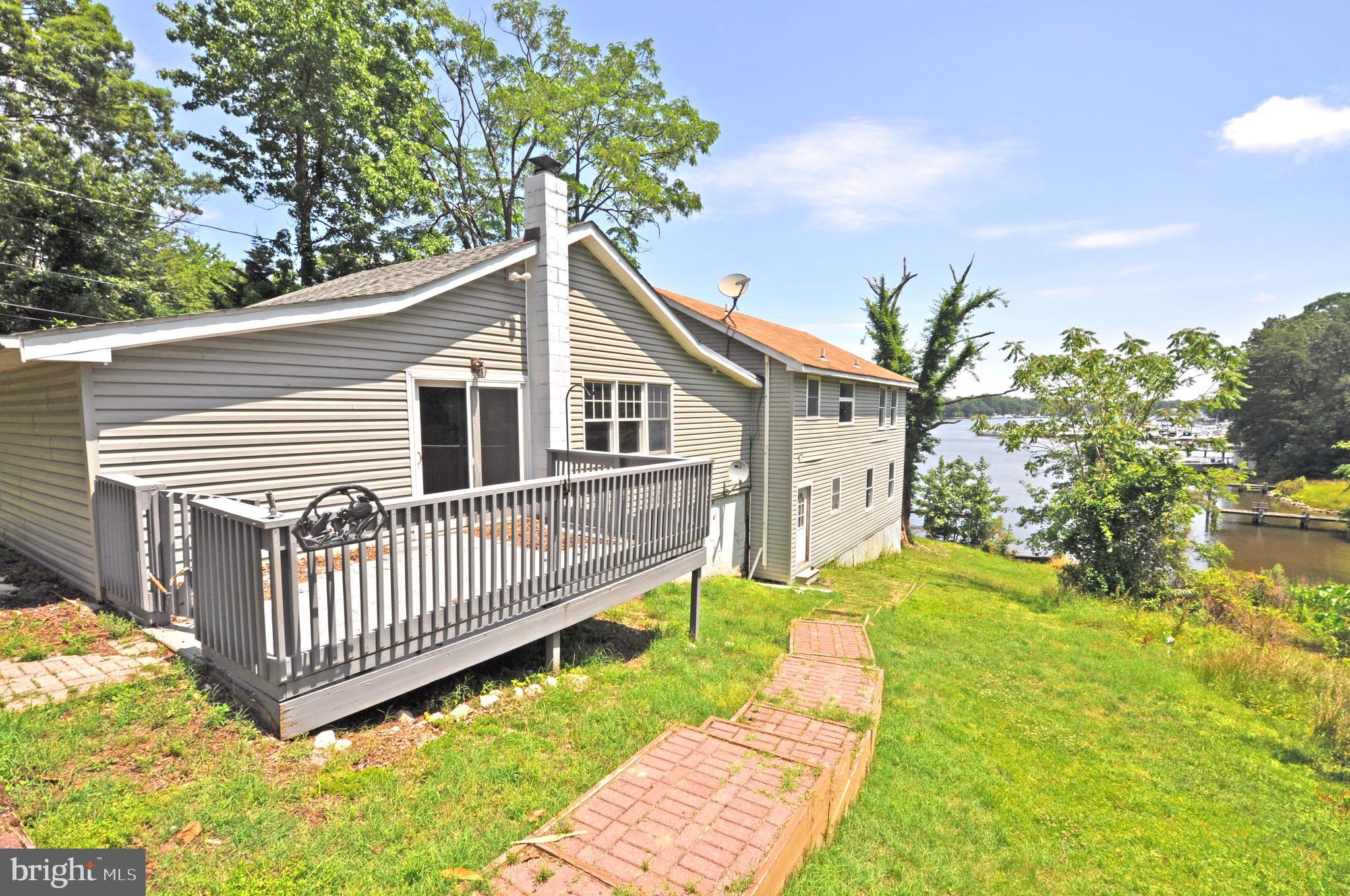 BRIGHTWATERS - Residential