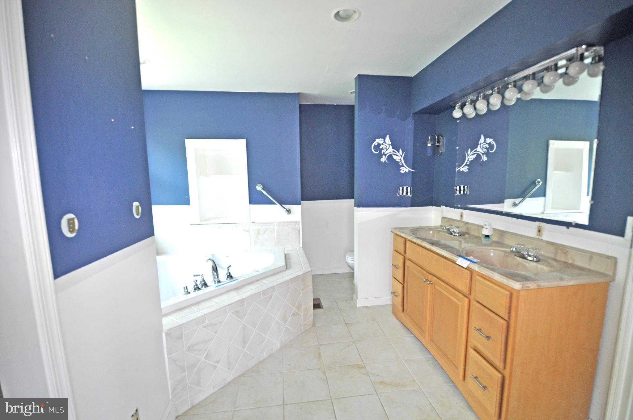 BRIGHTWATERS - Residential