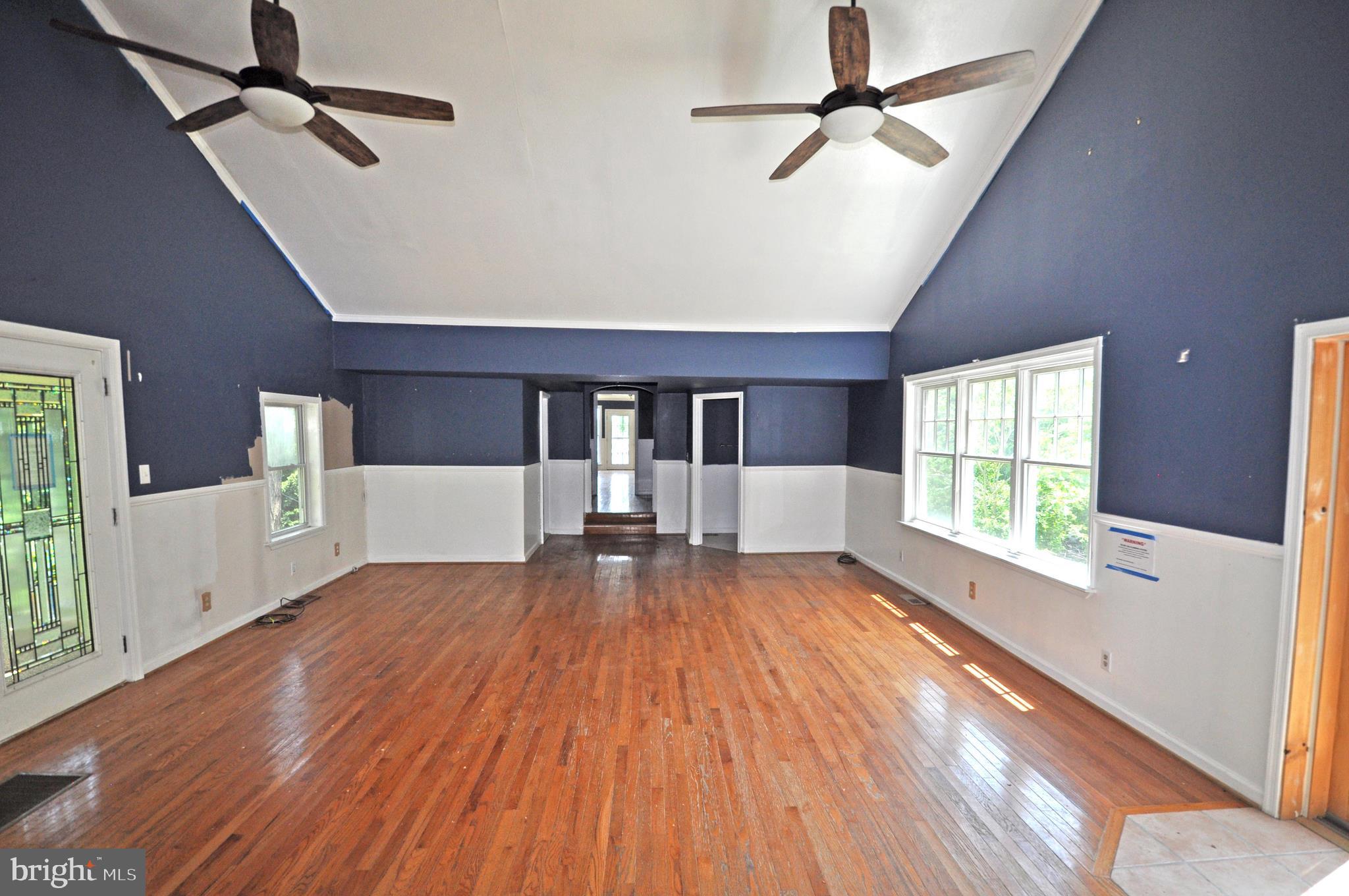 BRIGHTWATERS - Residential